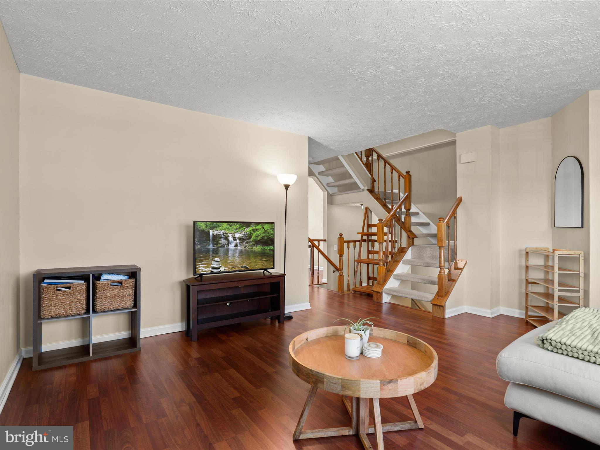 BALLENGER CREEK MEADOWS - Residential