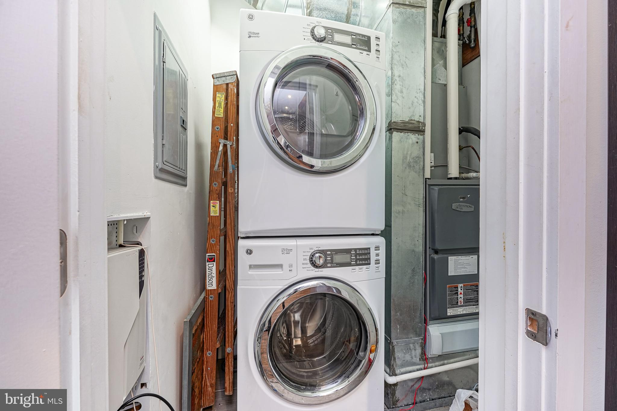 FISHTOWN - Residential Lease