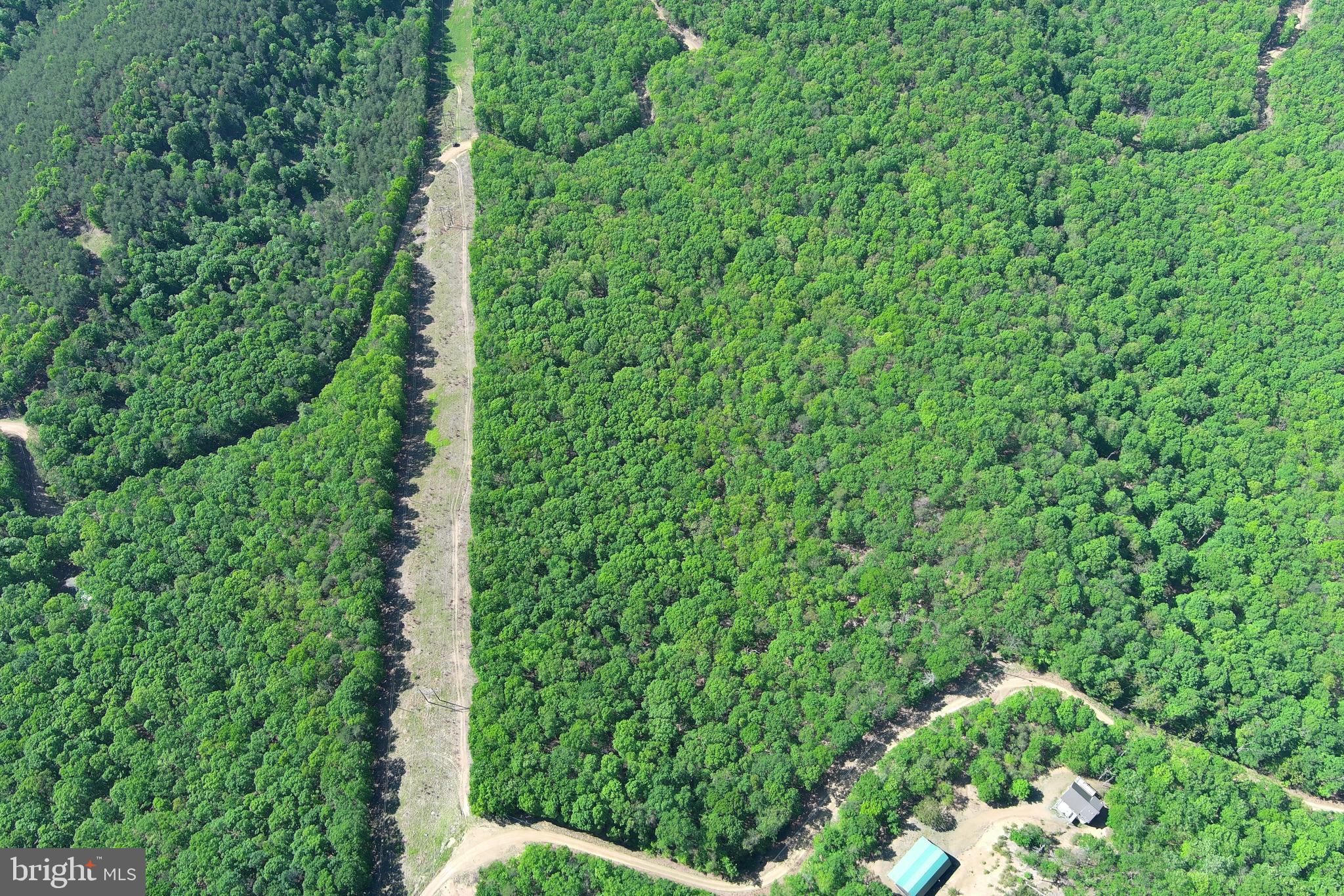 SHADOW KNOLLS - Land