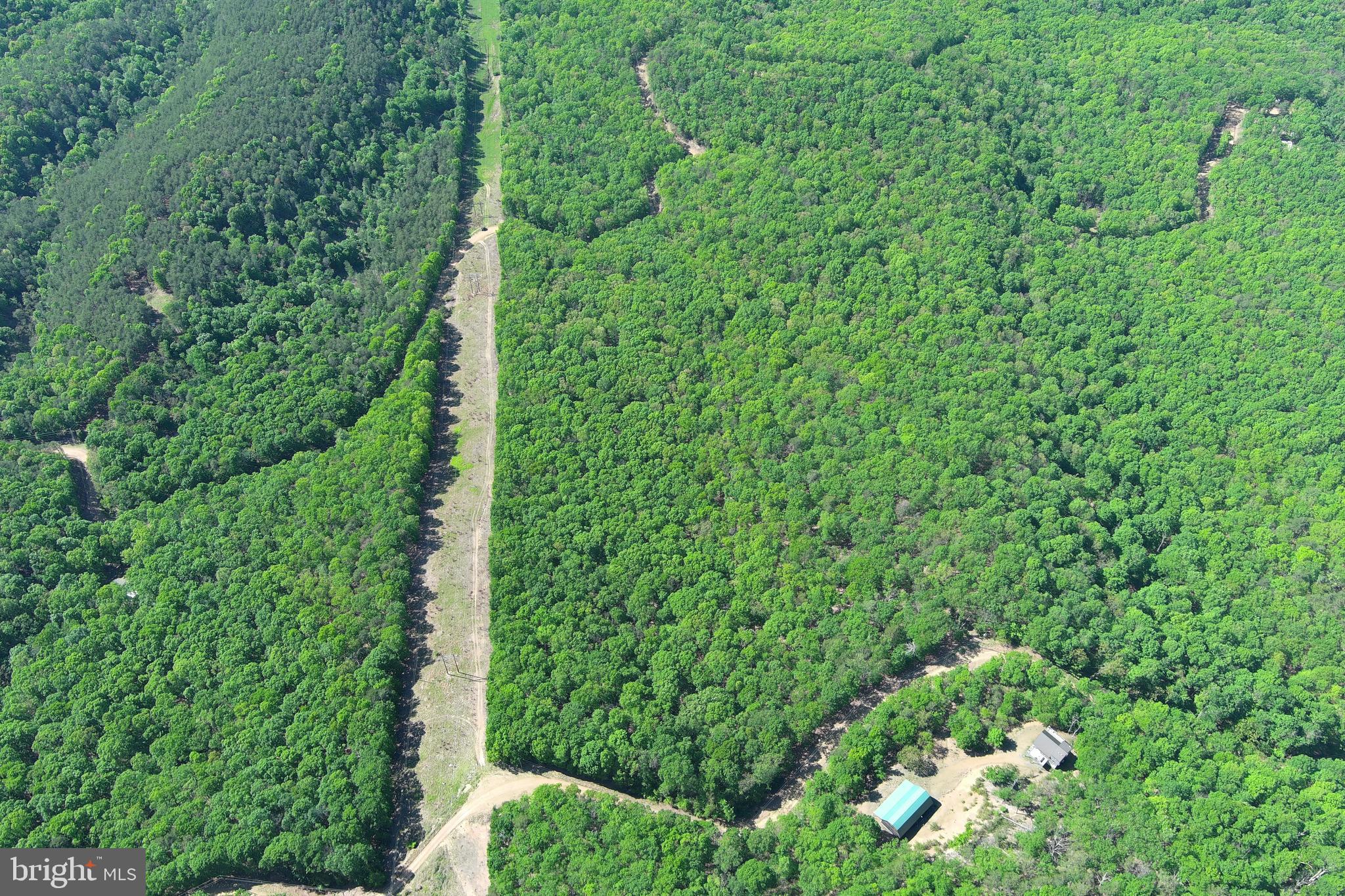 SHADOW KNOLLS - Land