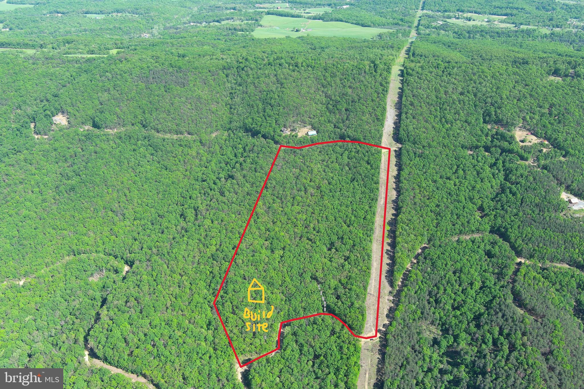 SHADOW KNOLLS - Land