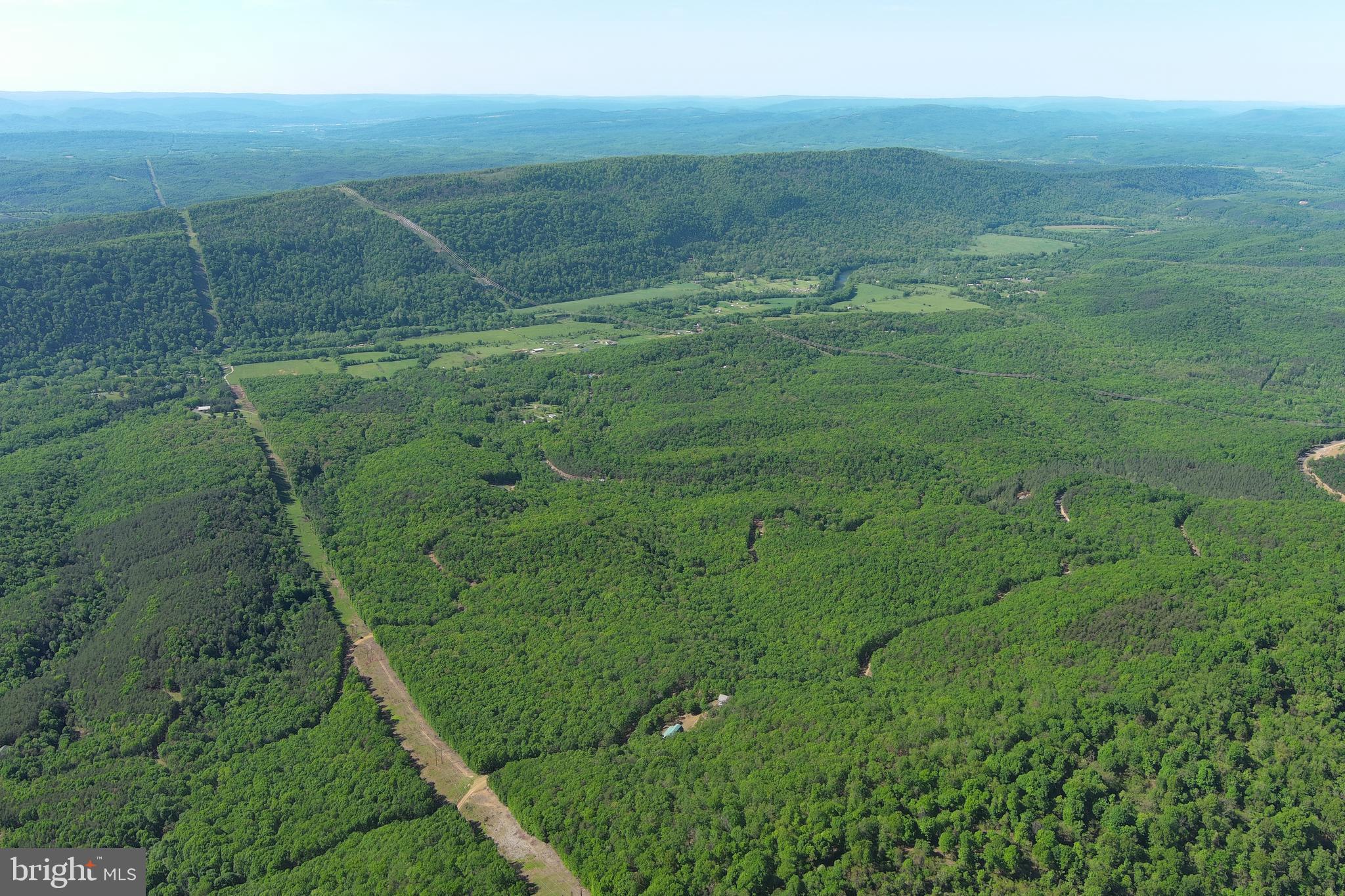 SHADOW KNOLLS - Land