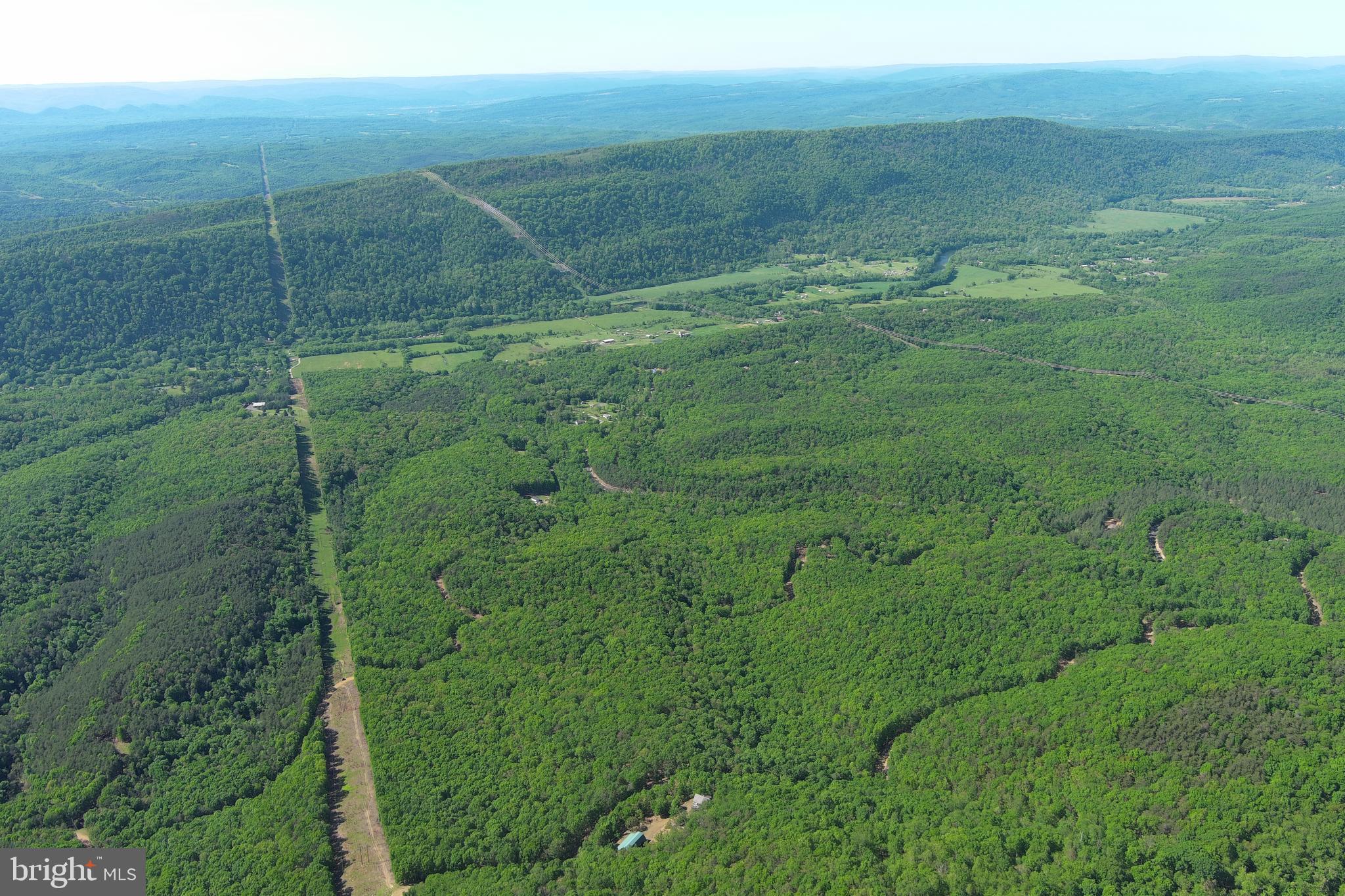 SHADOW KNOLLS - Land