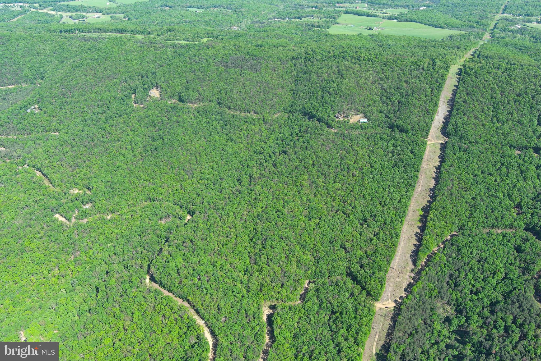 SHADOW KNOLLS - Land