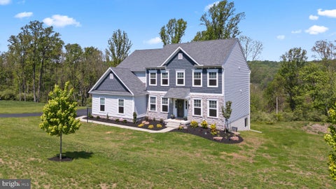 Photo of 185 Oak Grove Road, MORGANTOWN, PA 19543 (MLS # PABK2072126)