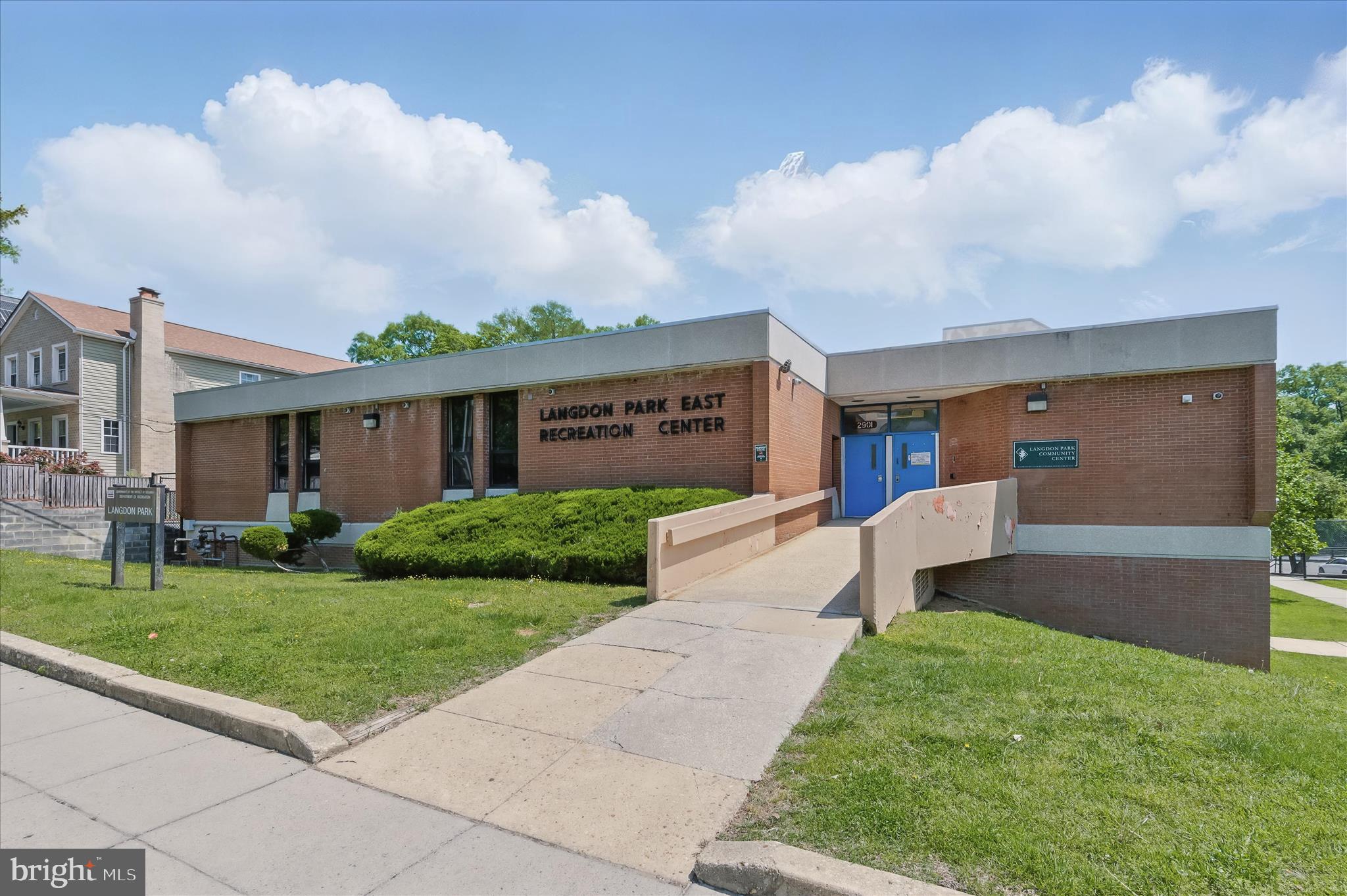 BROOKLAND - Residential