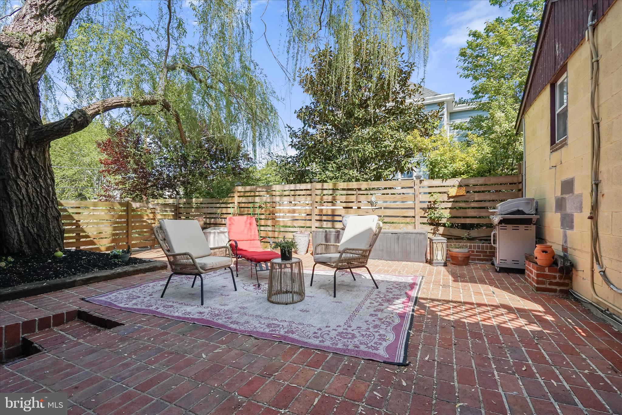 BROOKLAND - Residential