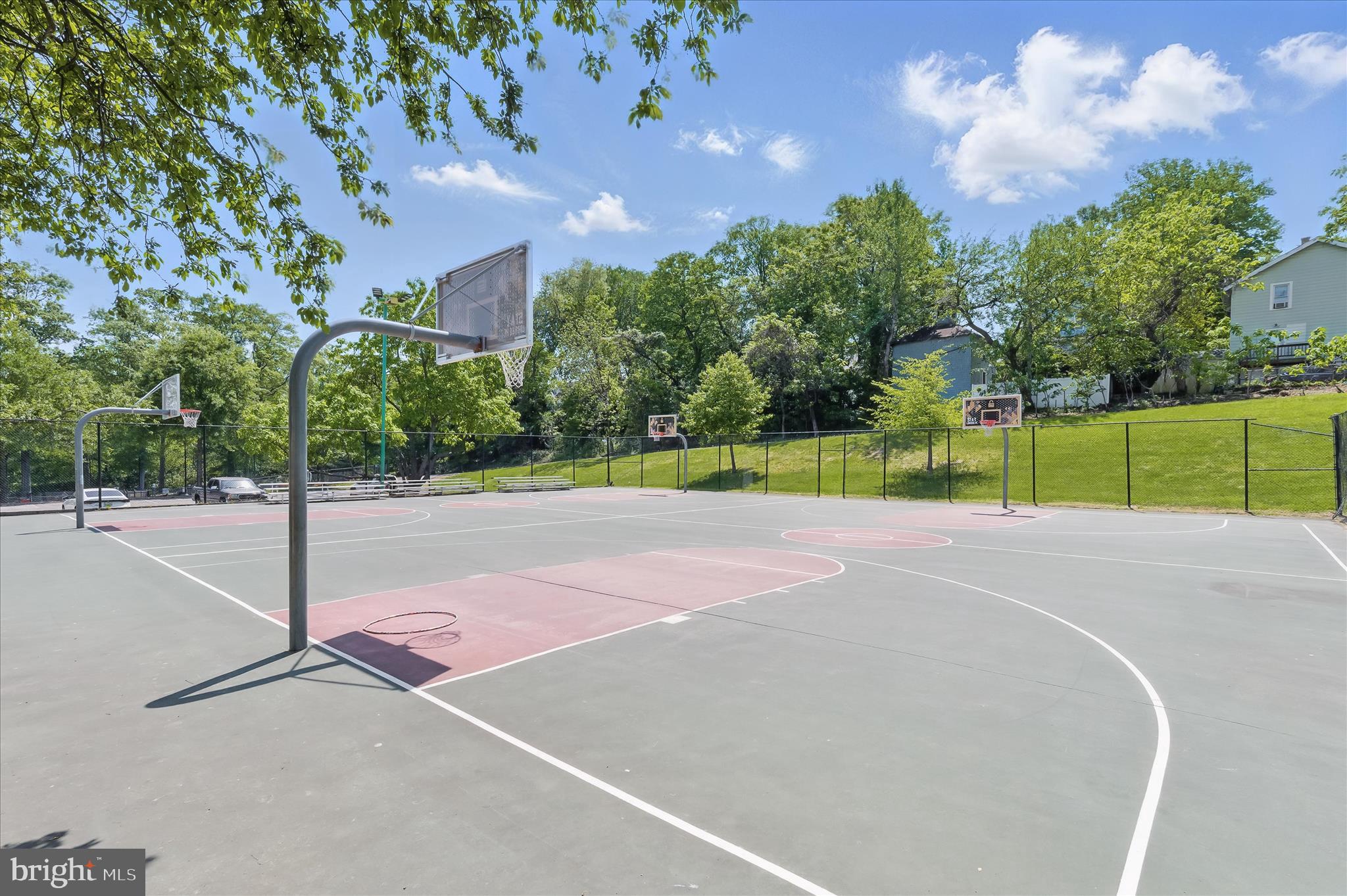 BROOKLAND - Residential