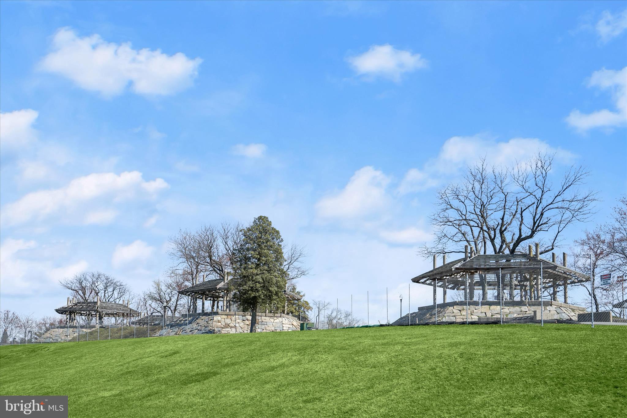 BROOKLAND - Residential