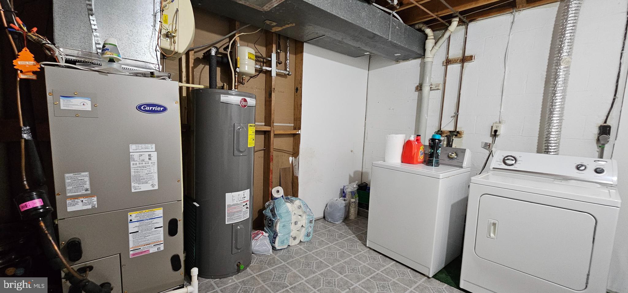 MONTGOMERY WOODS - Residential