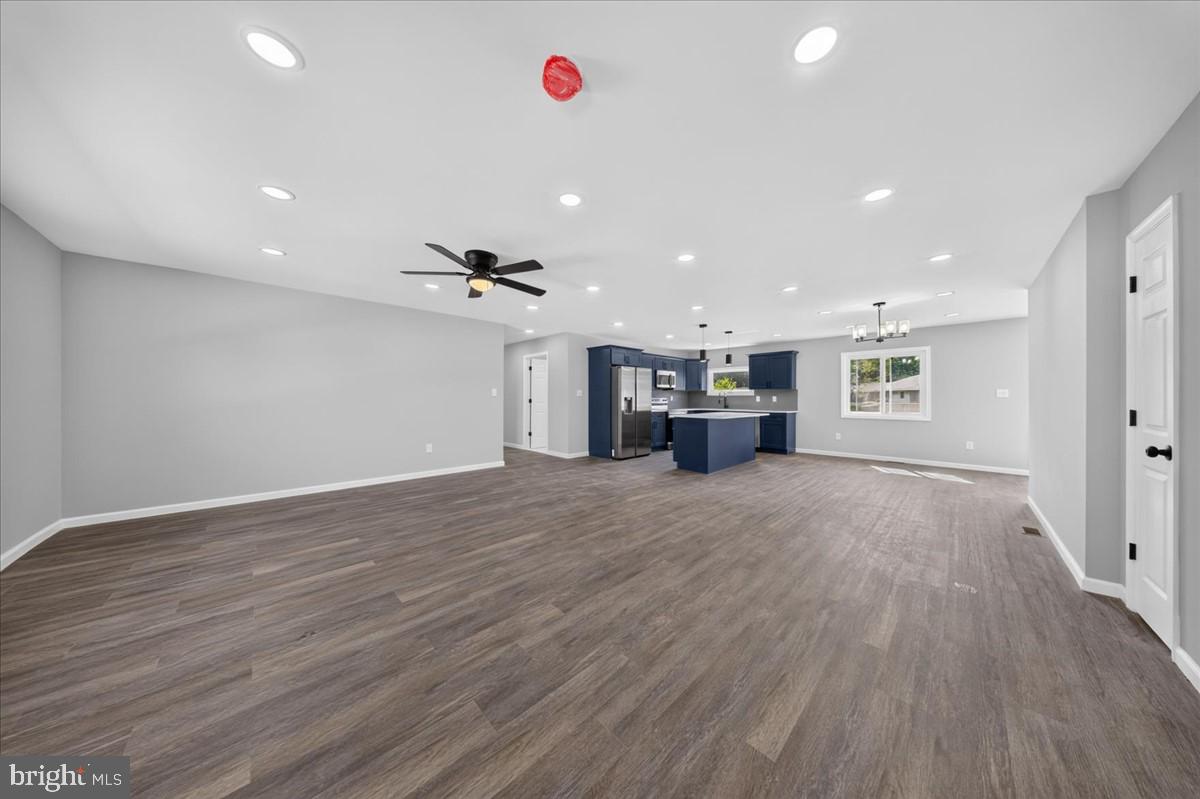 2 GAYNOR COURT