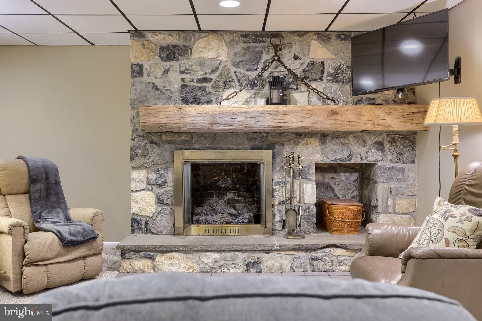 NEW  HOLLAND - Residential