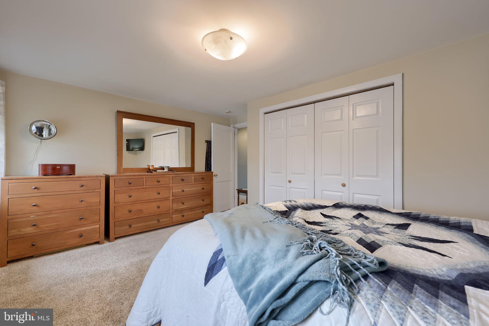 NEW  HOLLAND - Residential