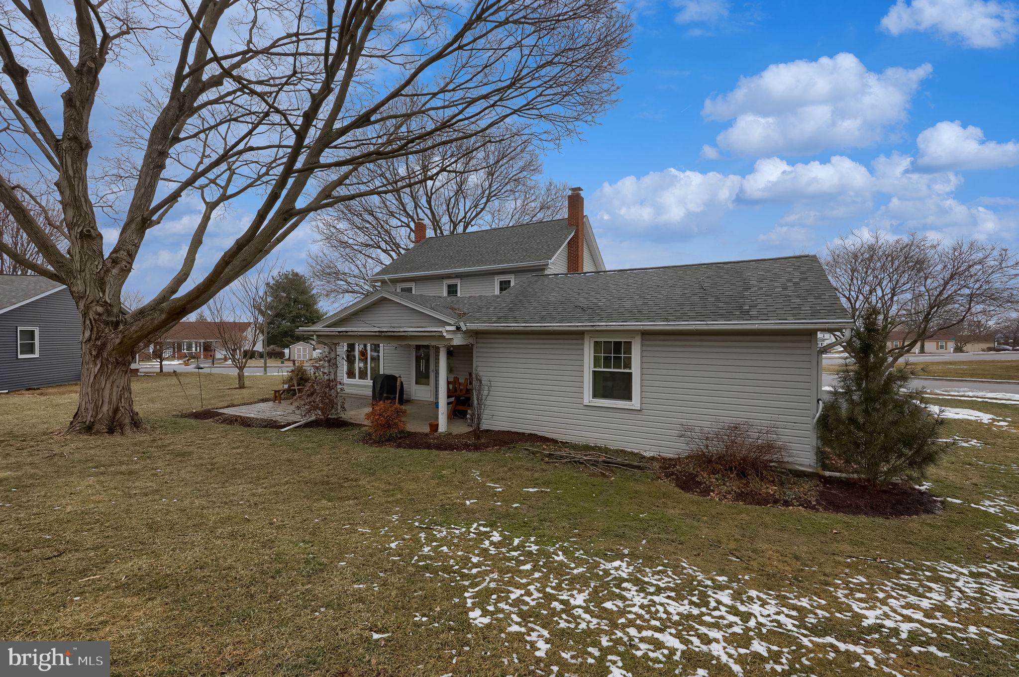 NEW  HOLLAND - Residential