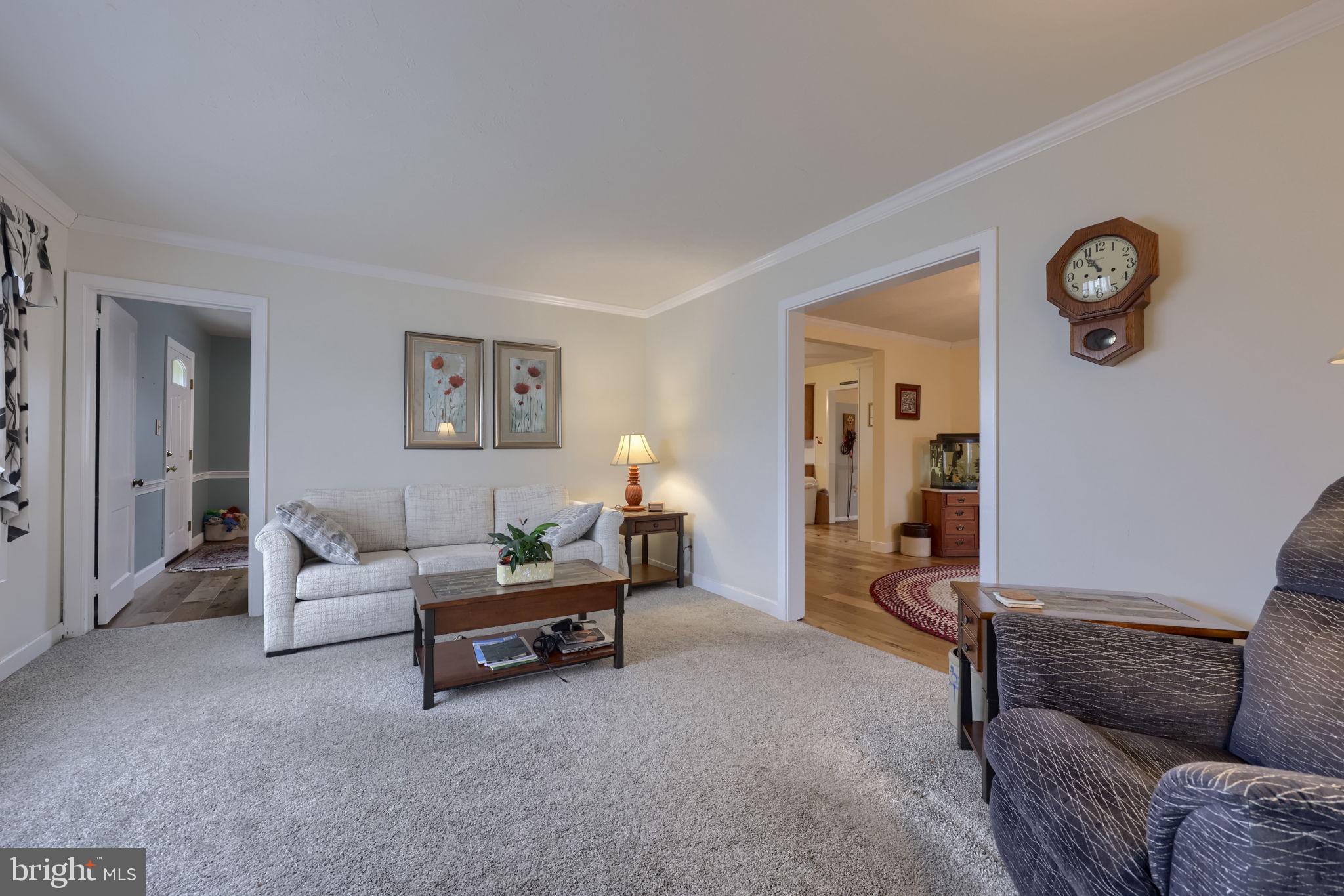 NEW  HOLLAND - Residential