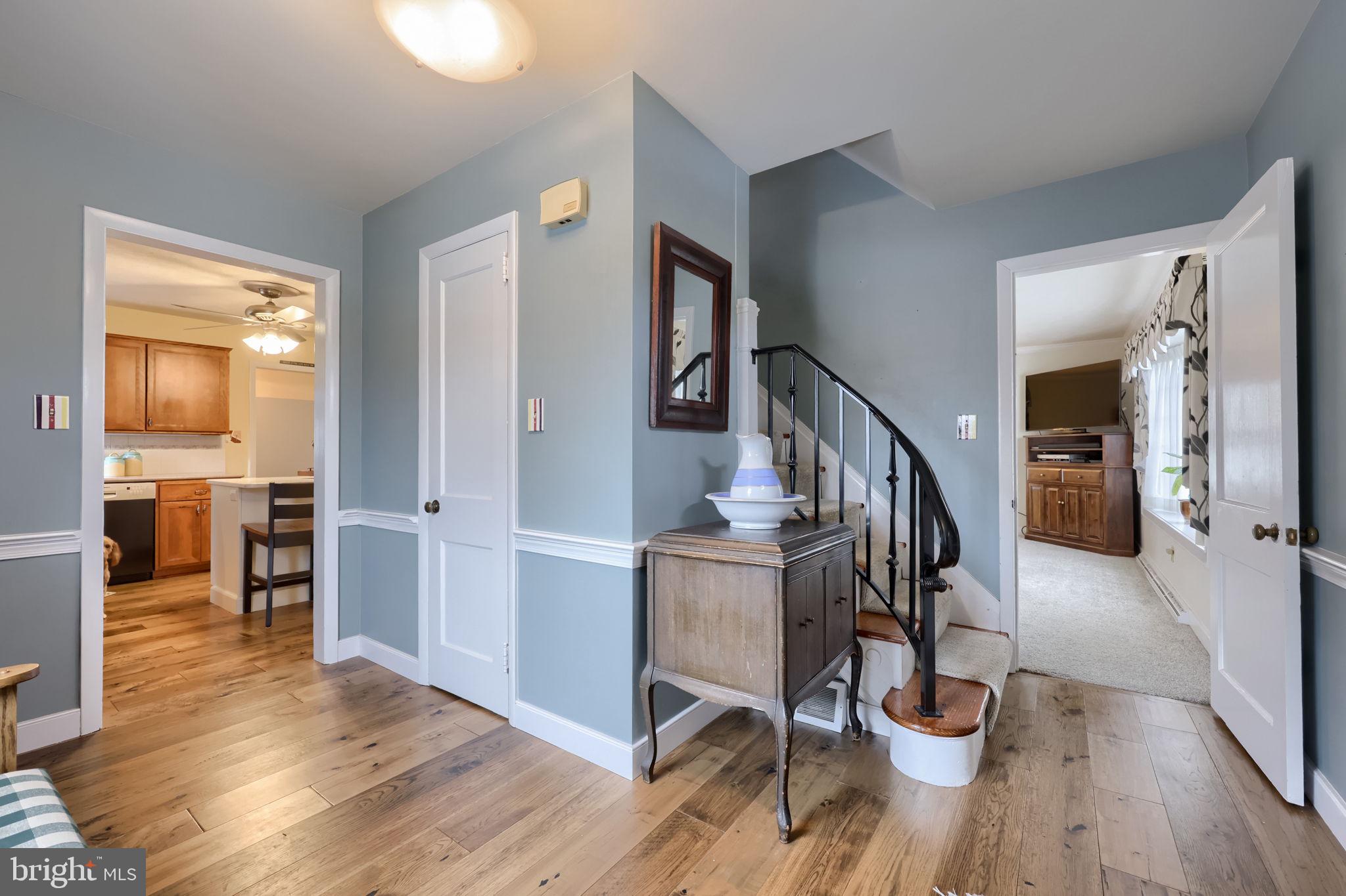 NEW  HOLLAND - Residential