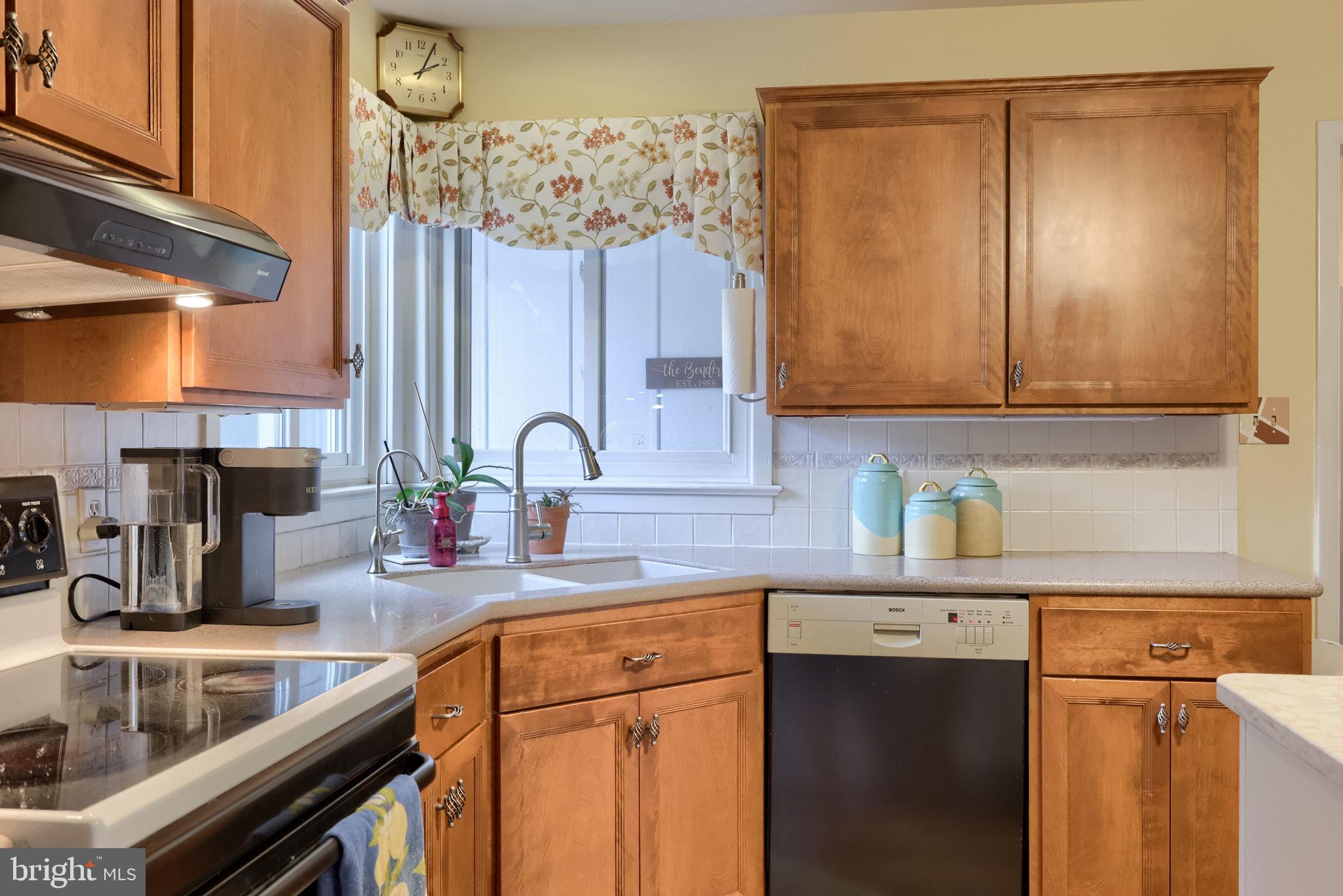 NEW  HOLLAND - Residential