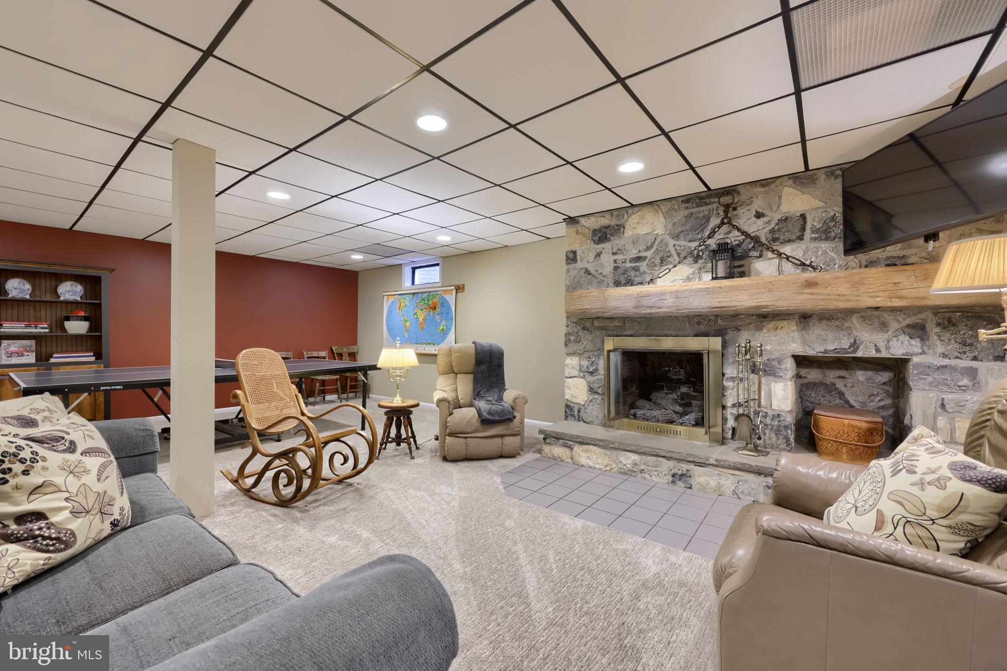 NEW  HOLLAND - Residential