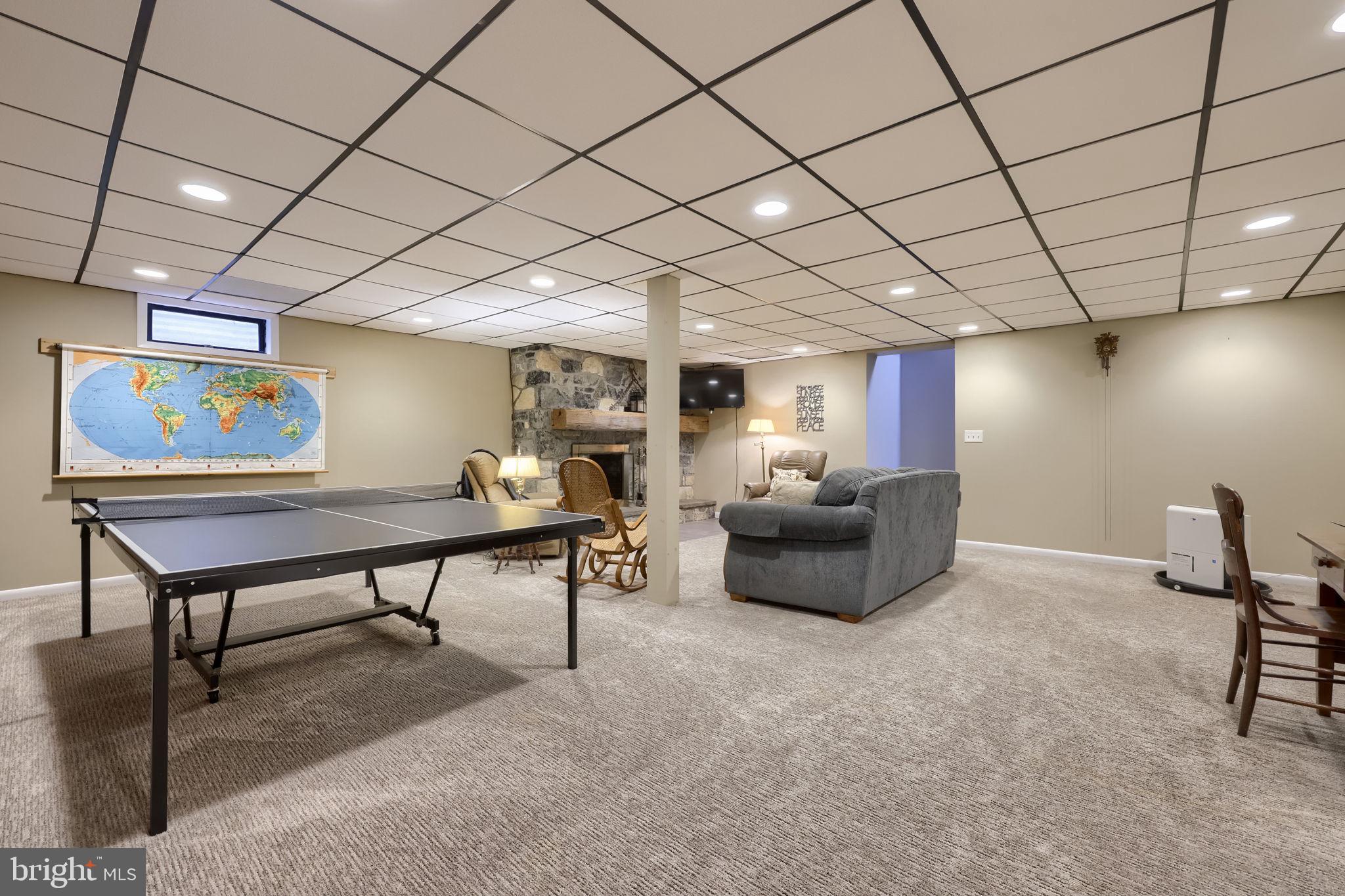 NEW  HOLLAND - Residential