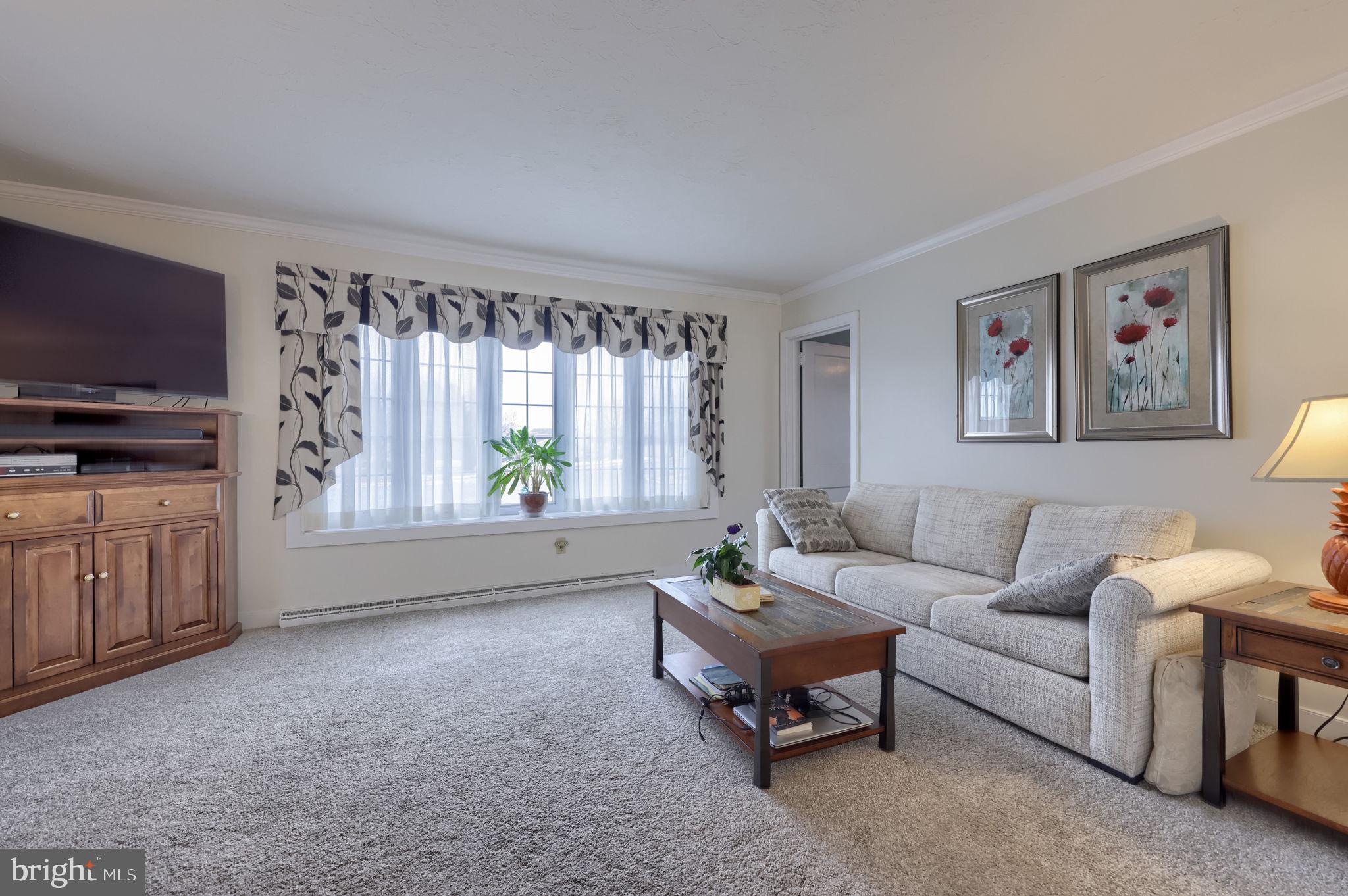 NEW  HOLLAND - Residential