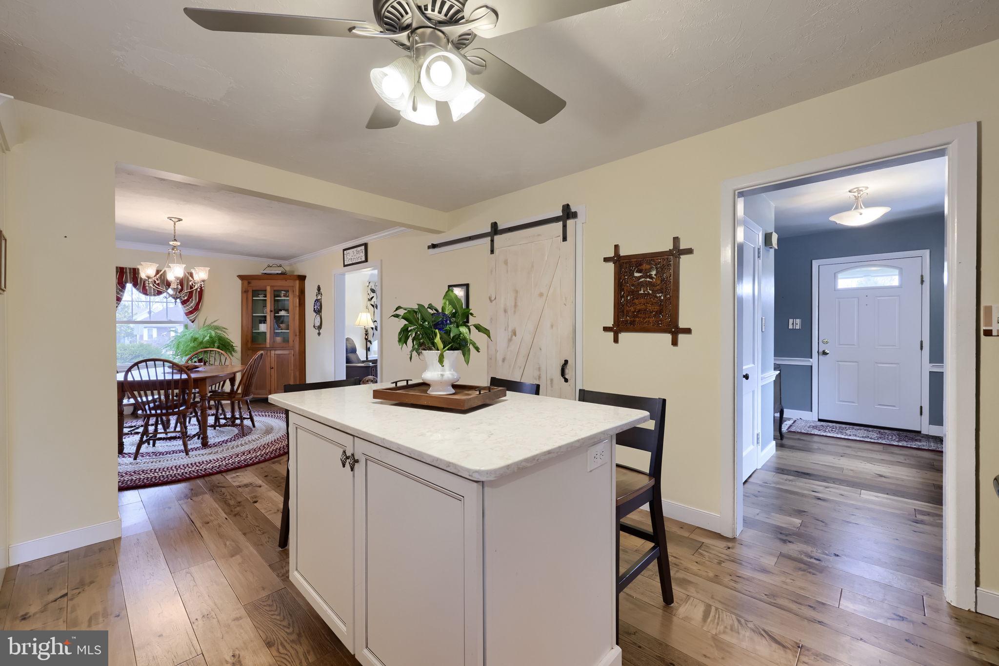 NEW  HOLLAND - Residential