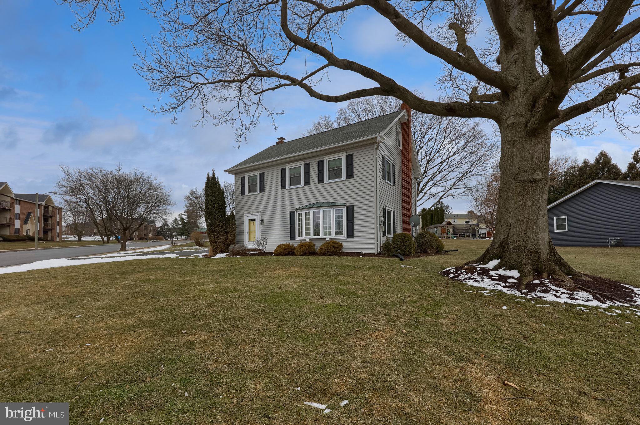 NEW  HOLLAND - Residential