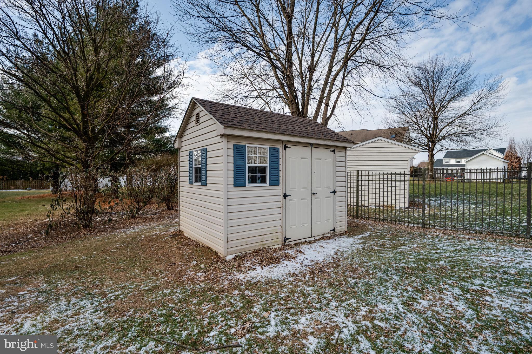 WILLOW RUN - Residential