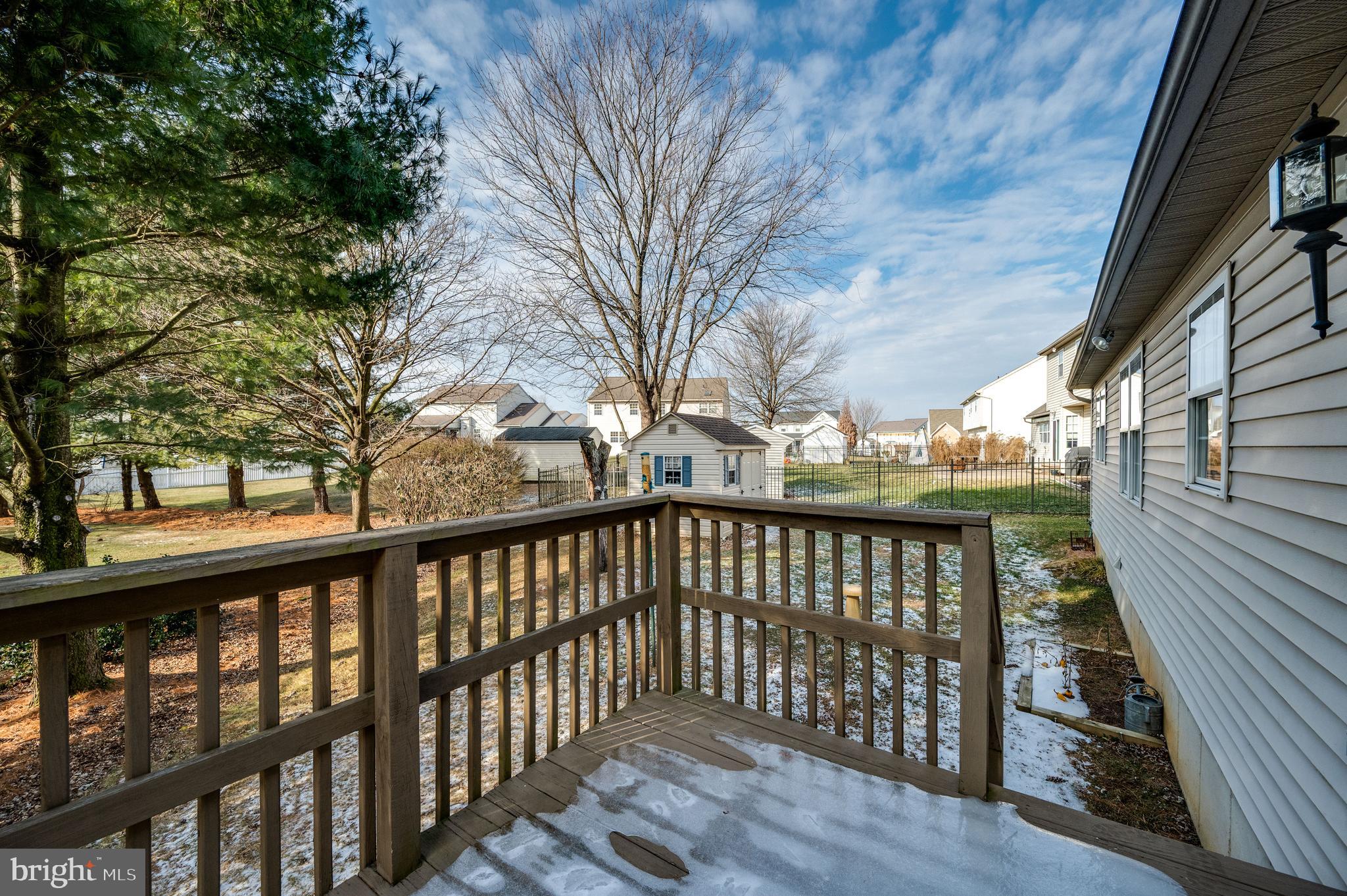 WILLOW RUN - Residential