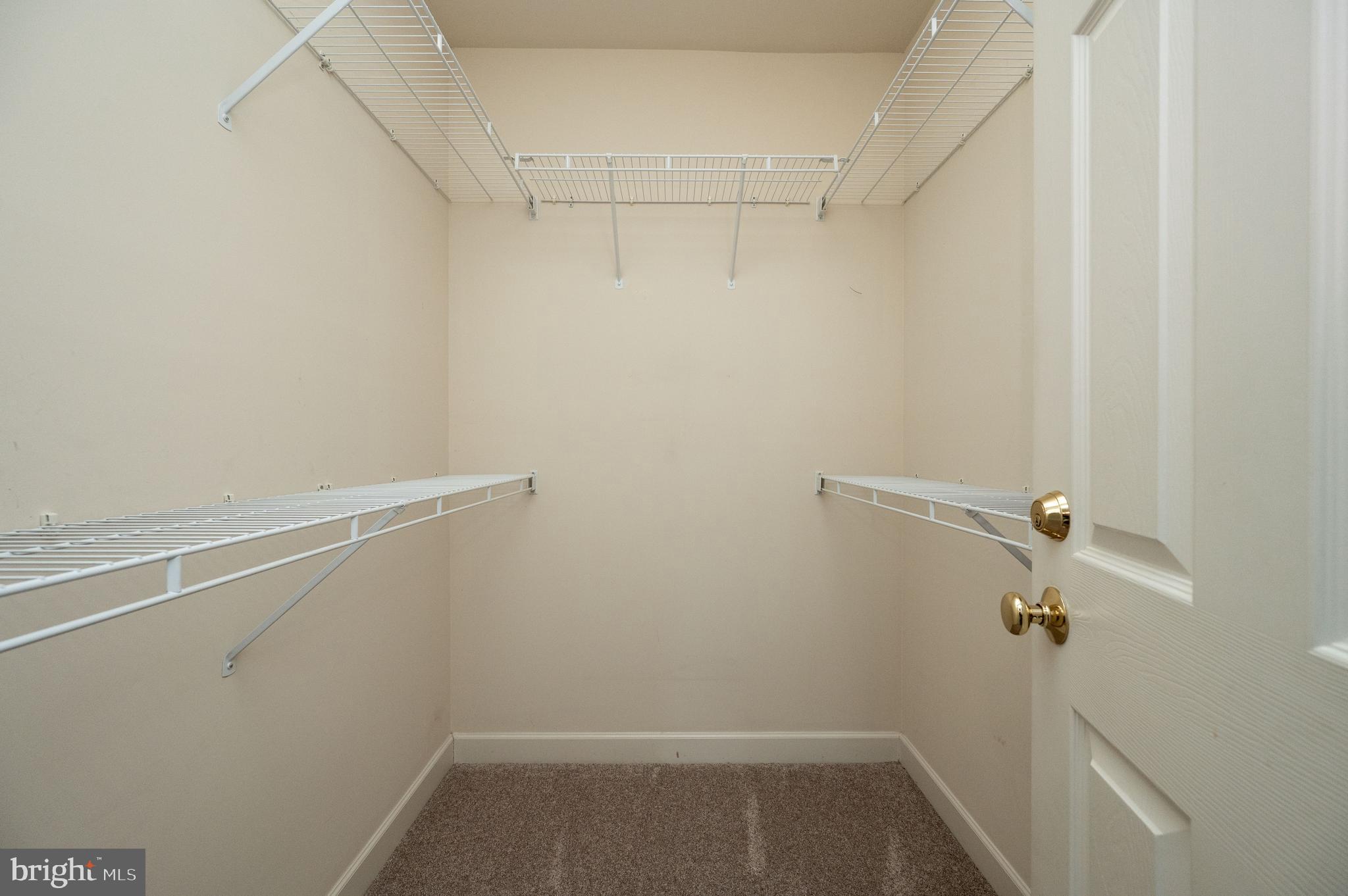 WILLOW RUN - Residential