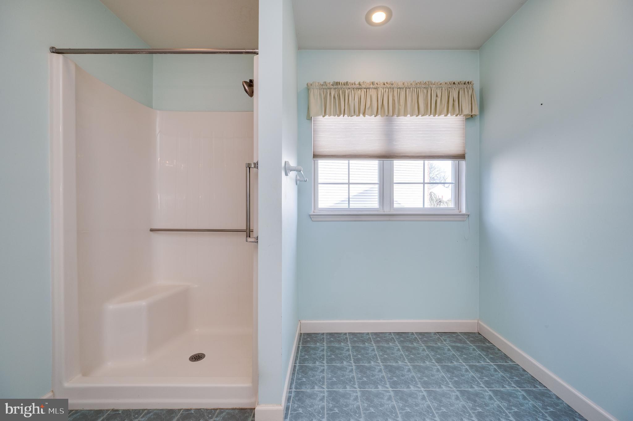 WILLOW RUN - Residential