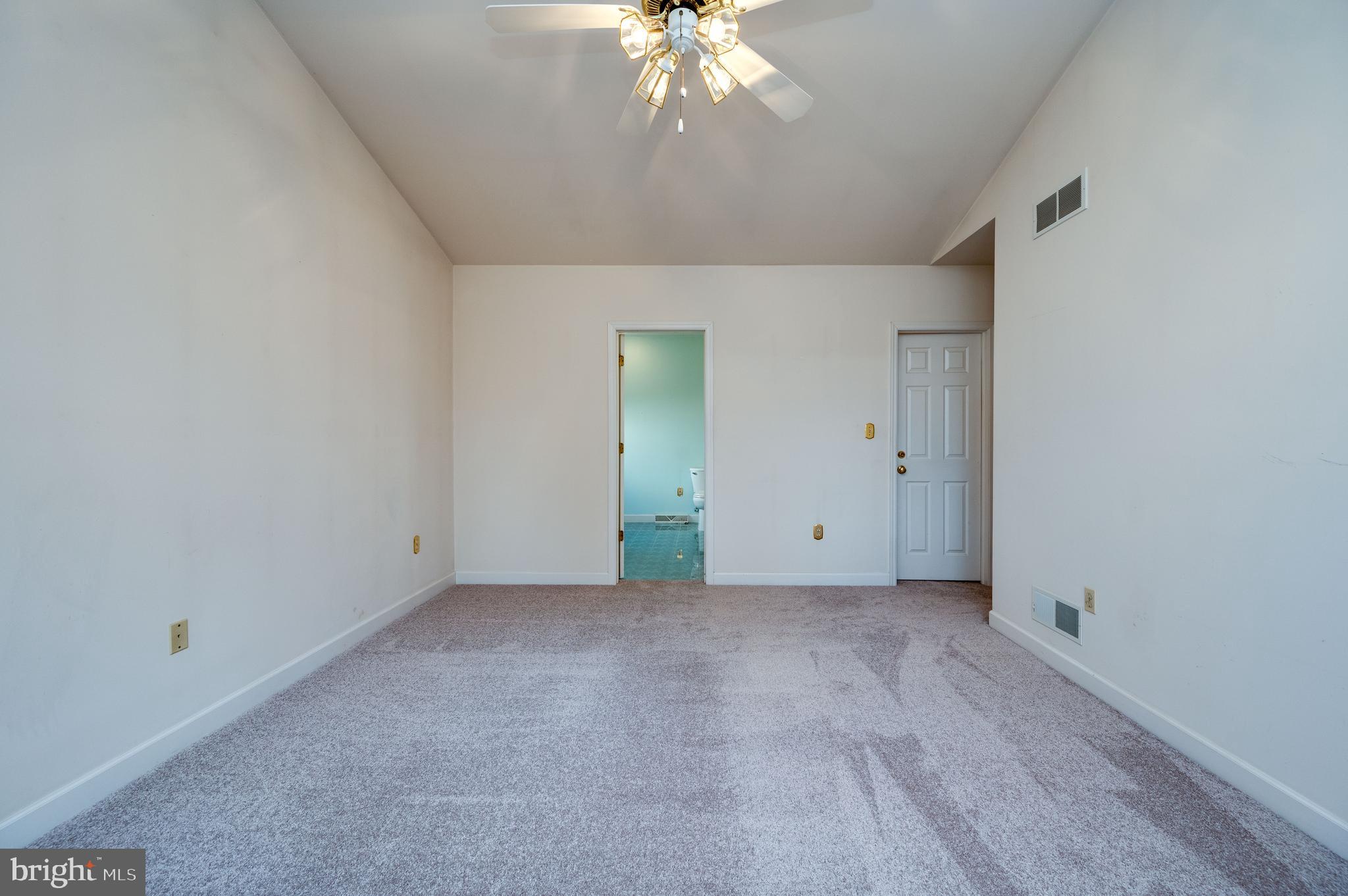 WILLOW RUN - Residential