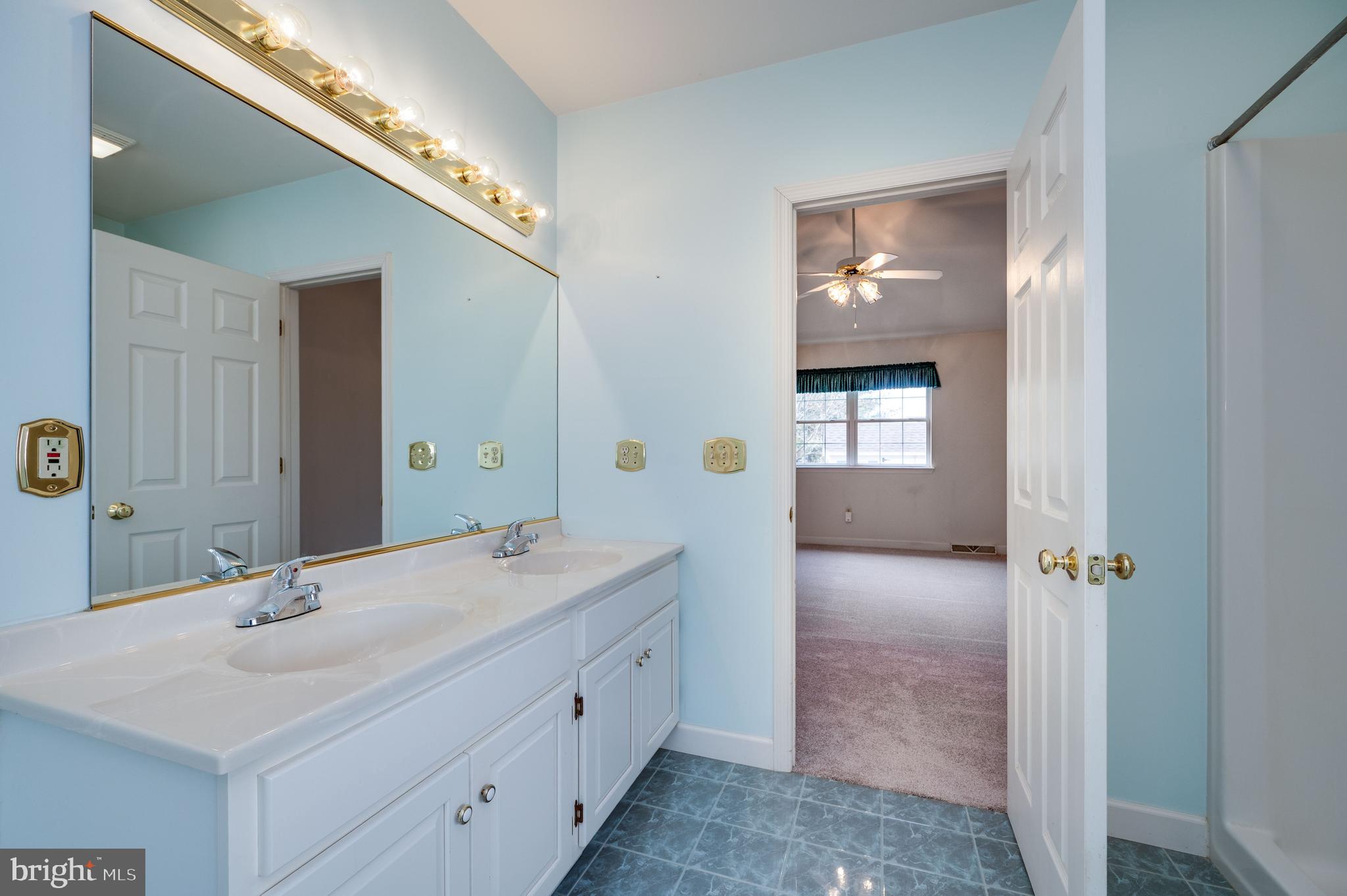 WILLOW RUN - Residential