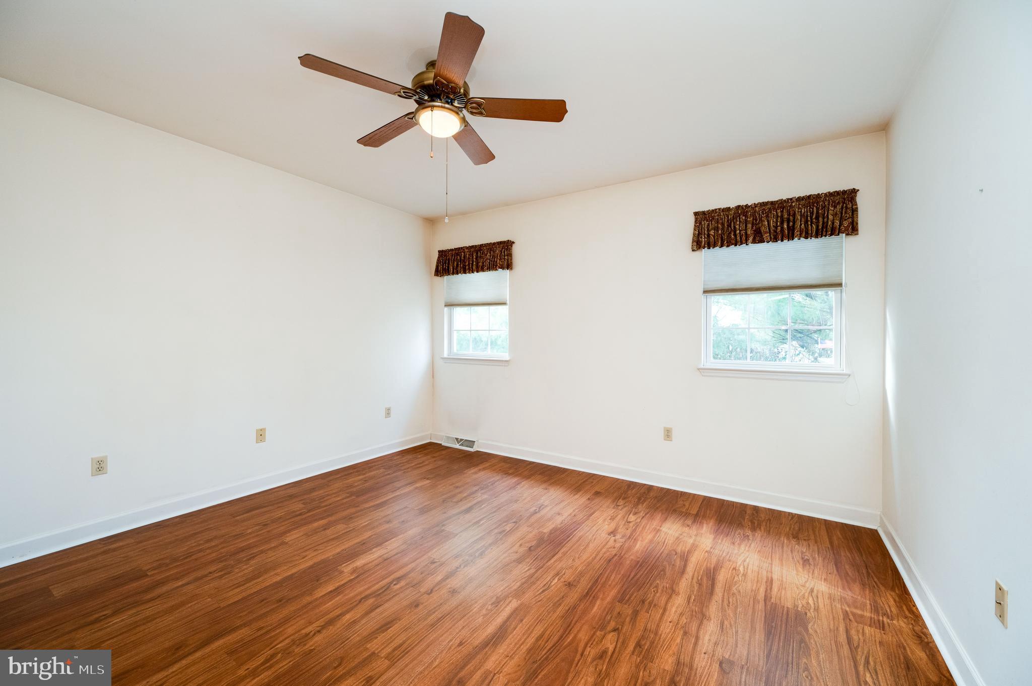 WILLOW RUN - Residential