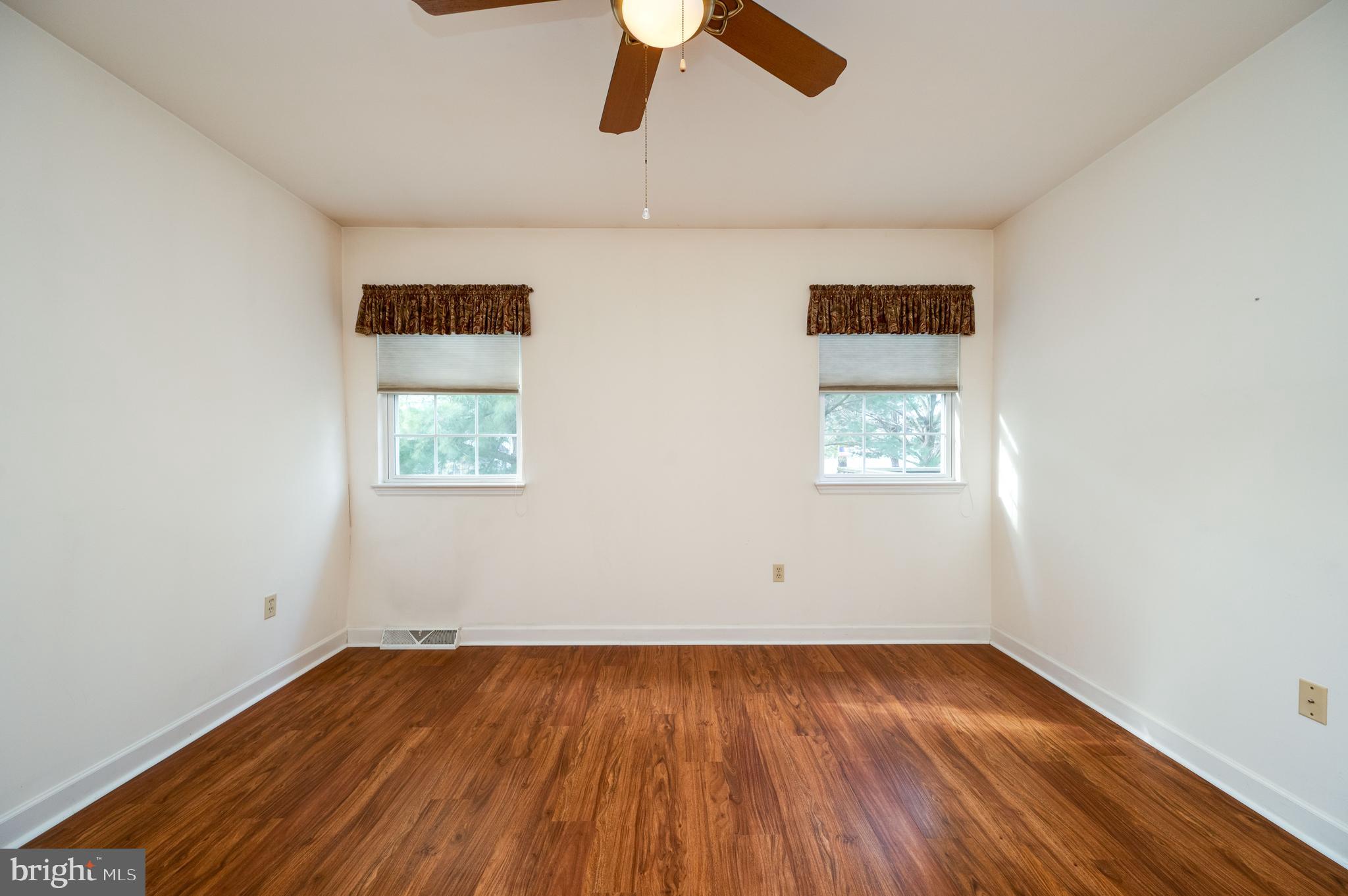 WILLOW RUN - Residential