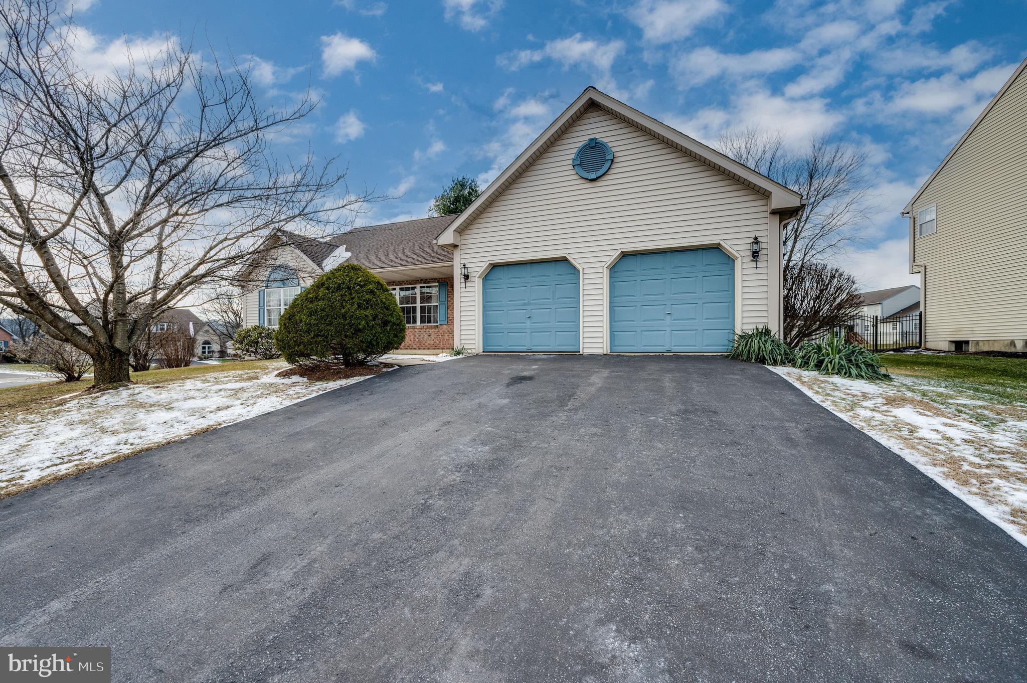 WILLOW RUN - Residential