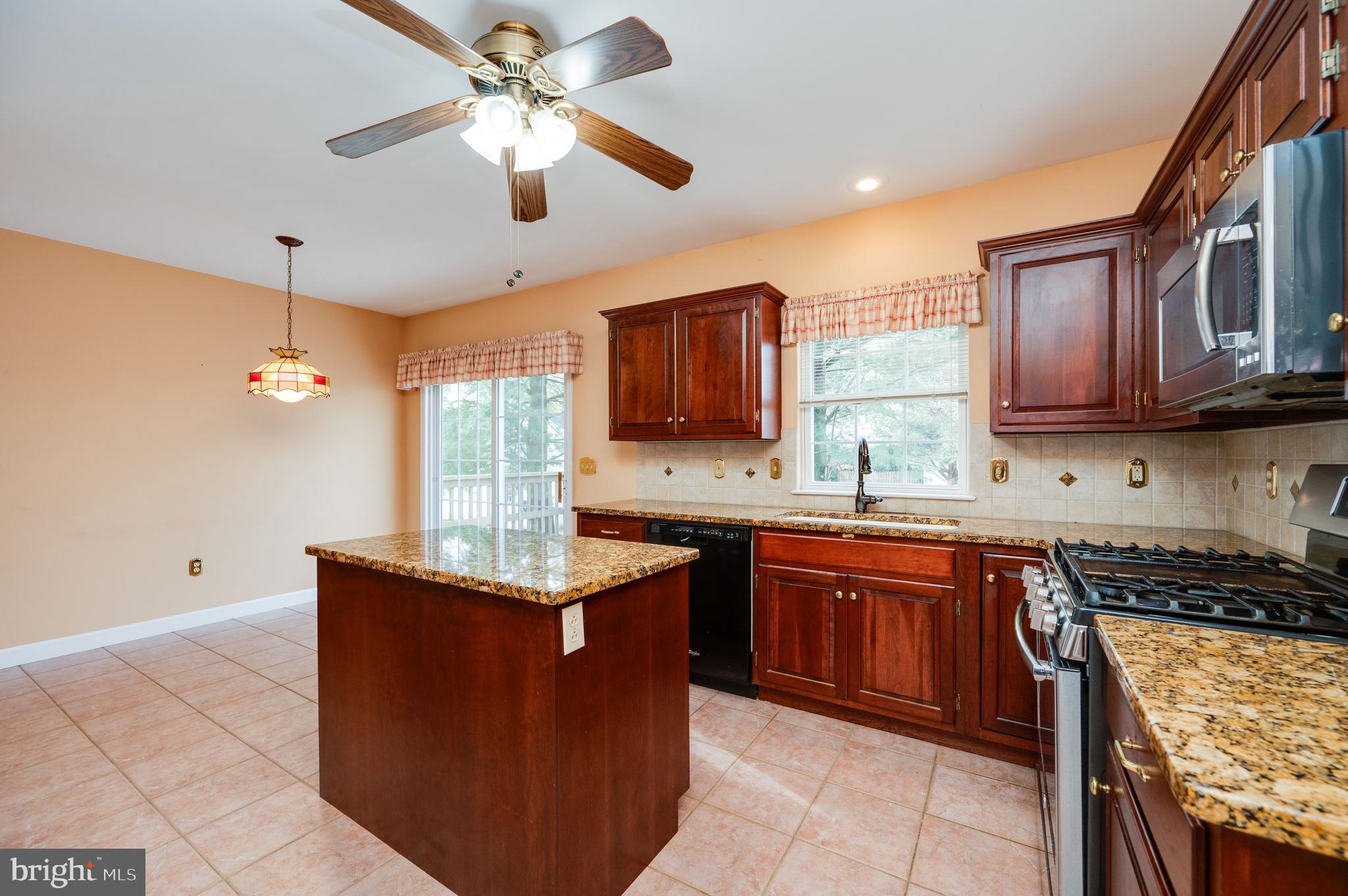 WILLOW RUN - Residential