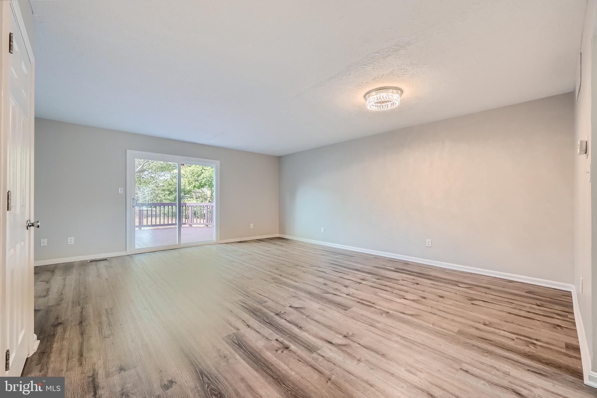 OAK HURST - Residential Lease