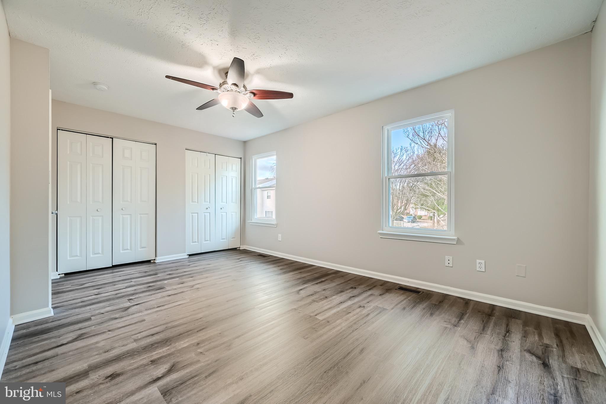 OAK HURST - Residential Lease