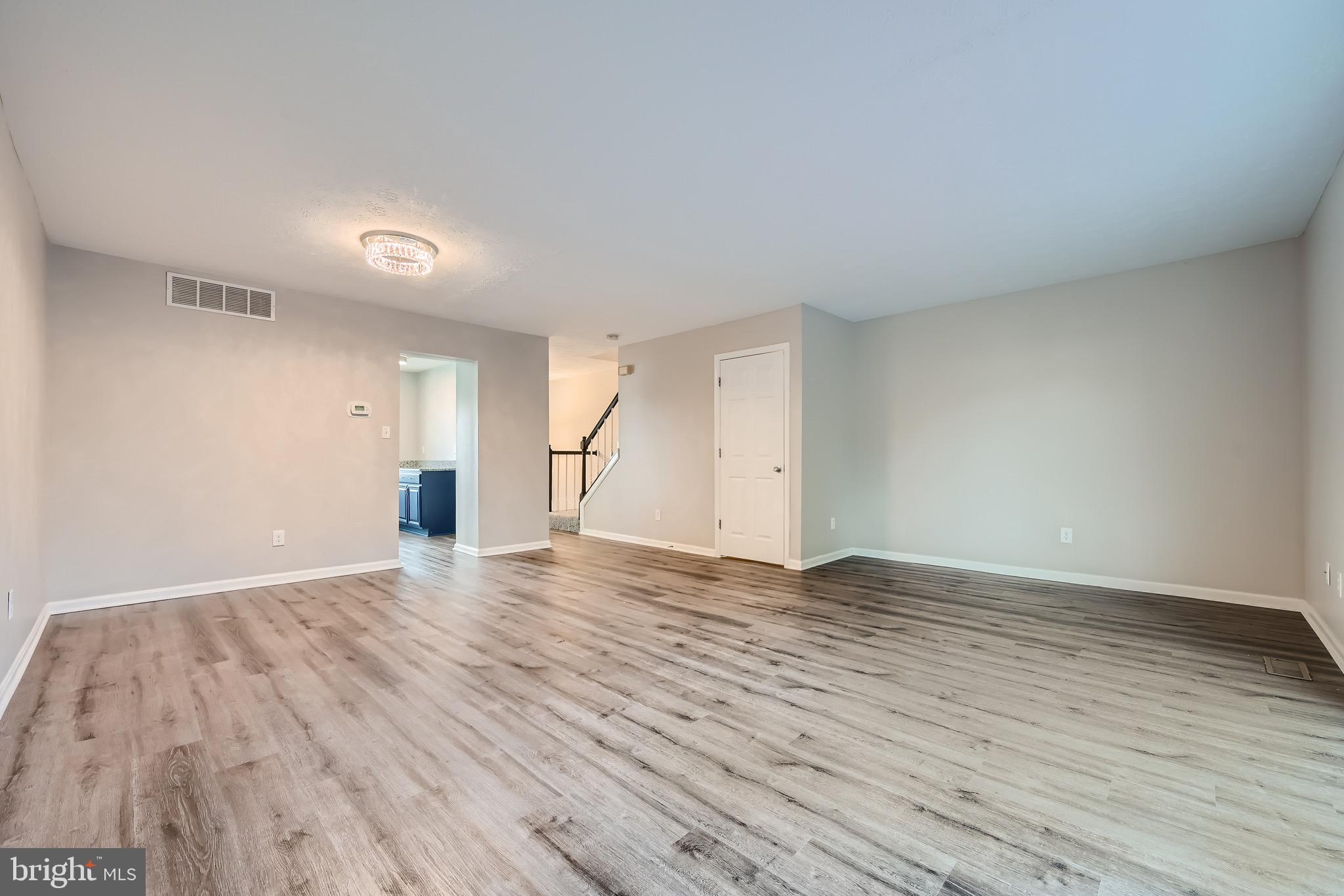 OAK HURST - Residential Lease