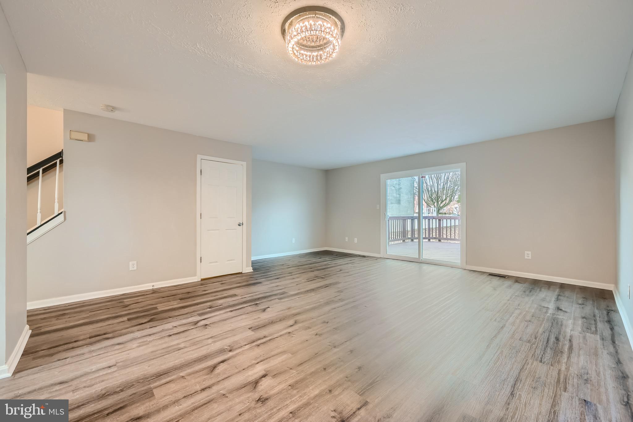 OAK HURST - Residential Lease