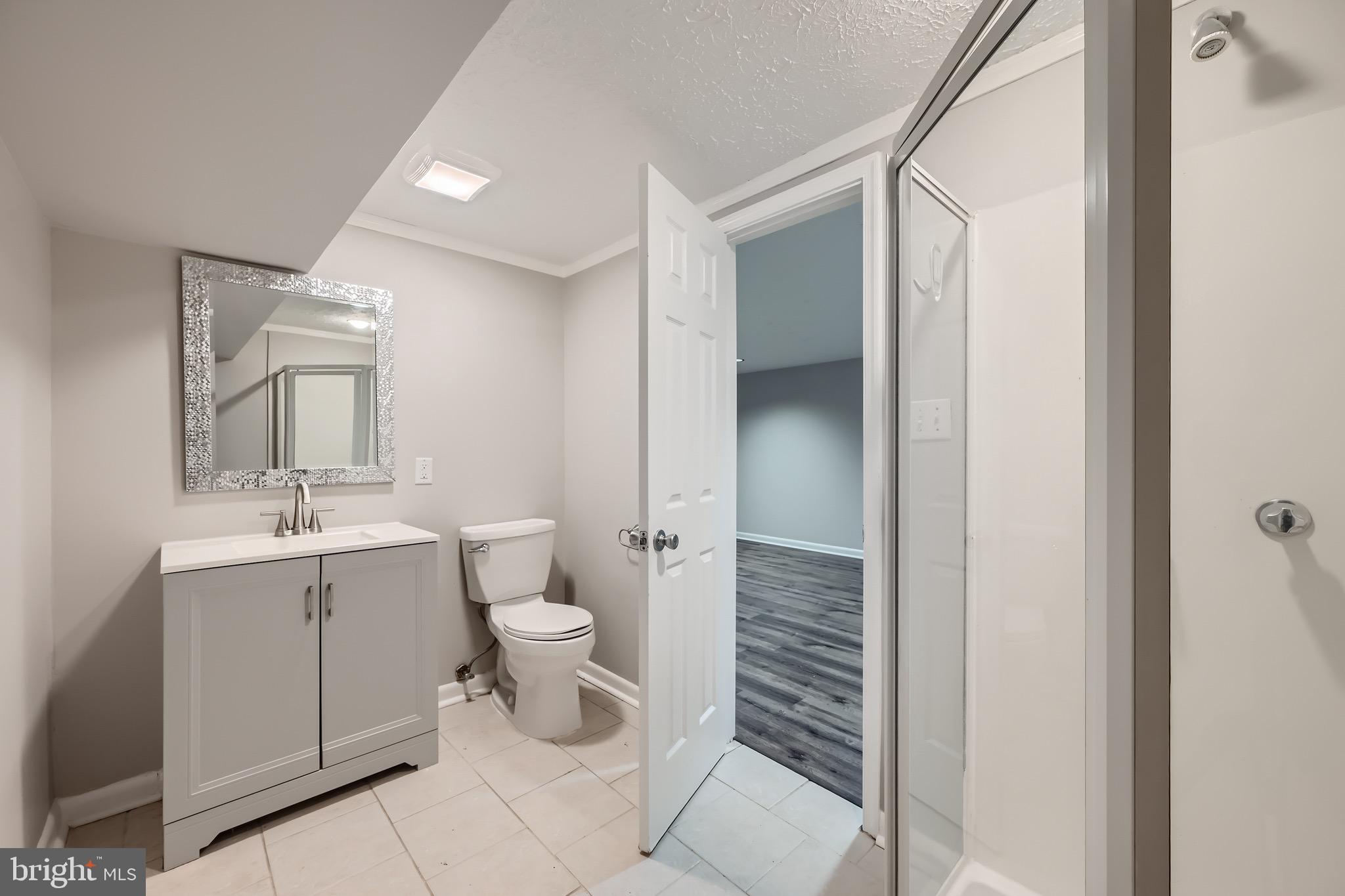 OAK HURST - Residential Lease