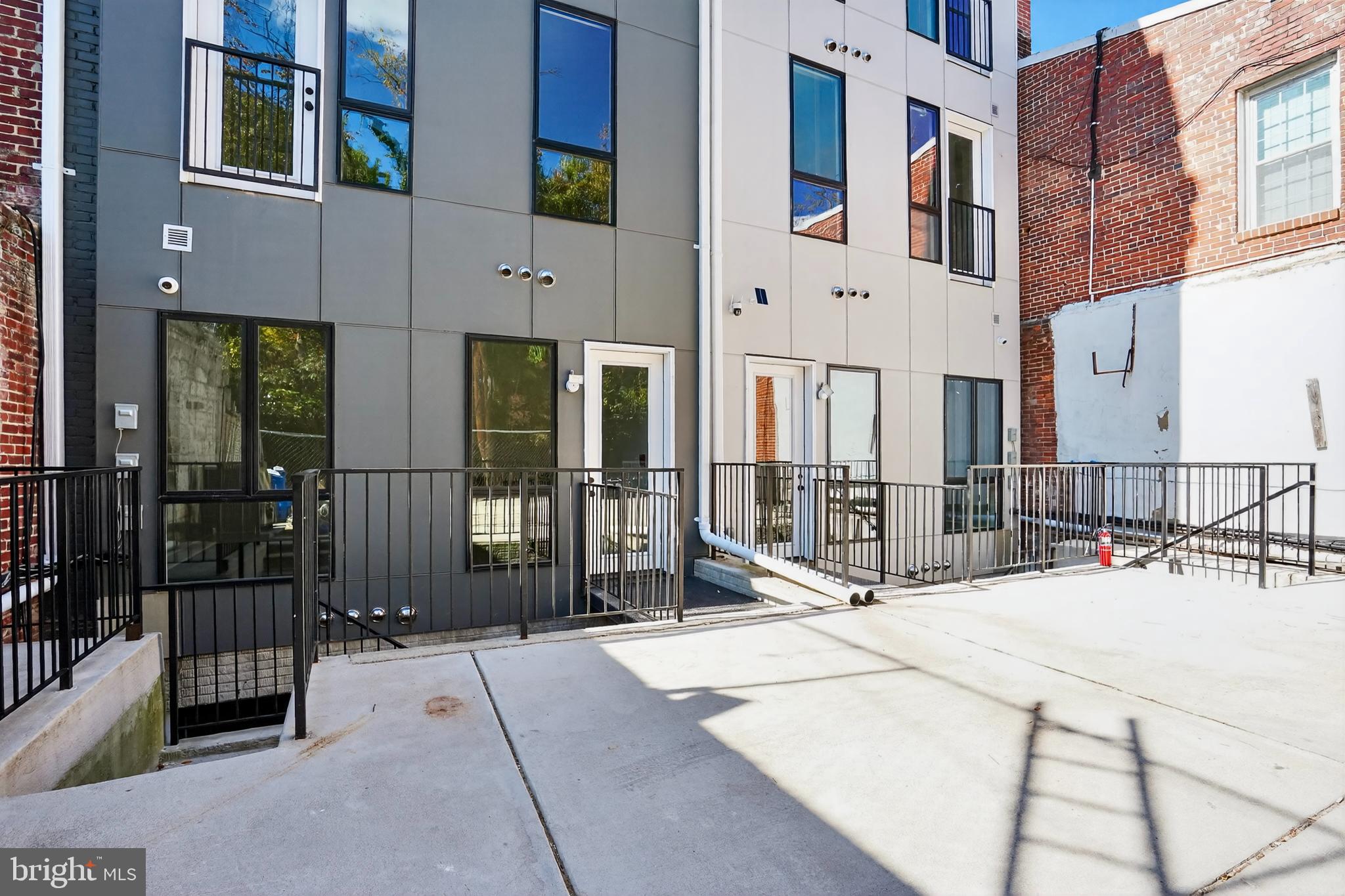 TAKOMA - Residential Income