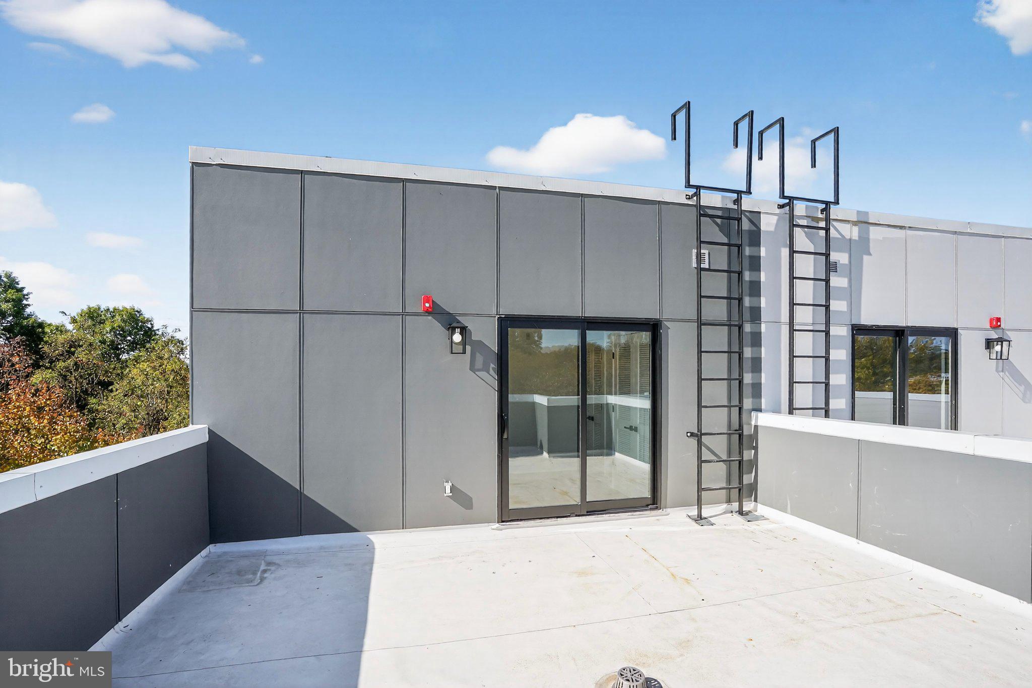 TAKOMA - Residential Income