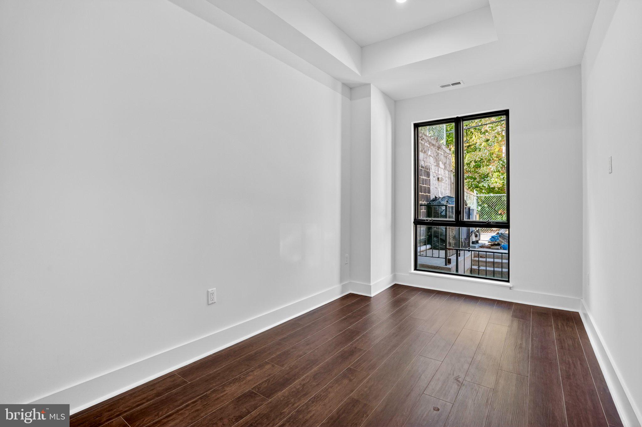 TAKOMA - Residential Income
