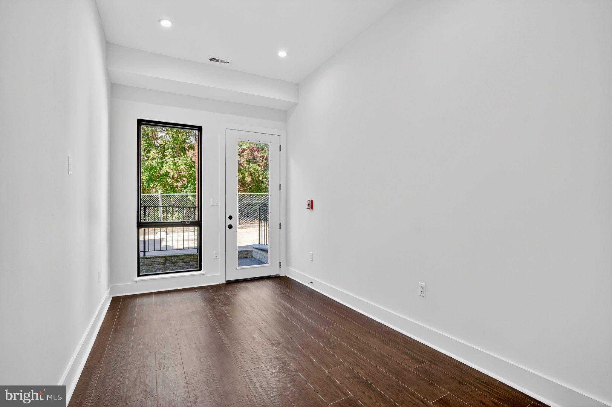 TAKOMA - Residential Income