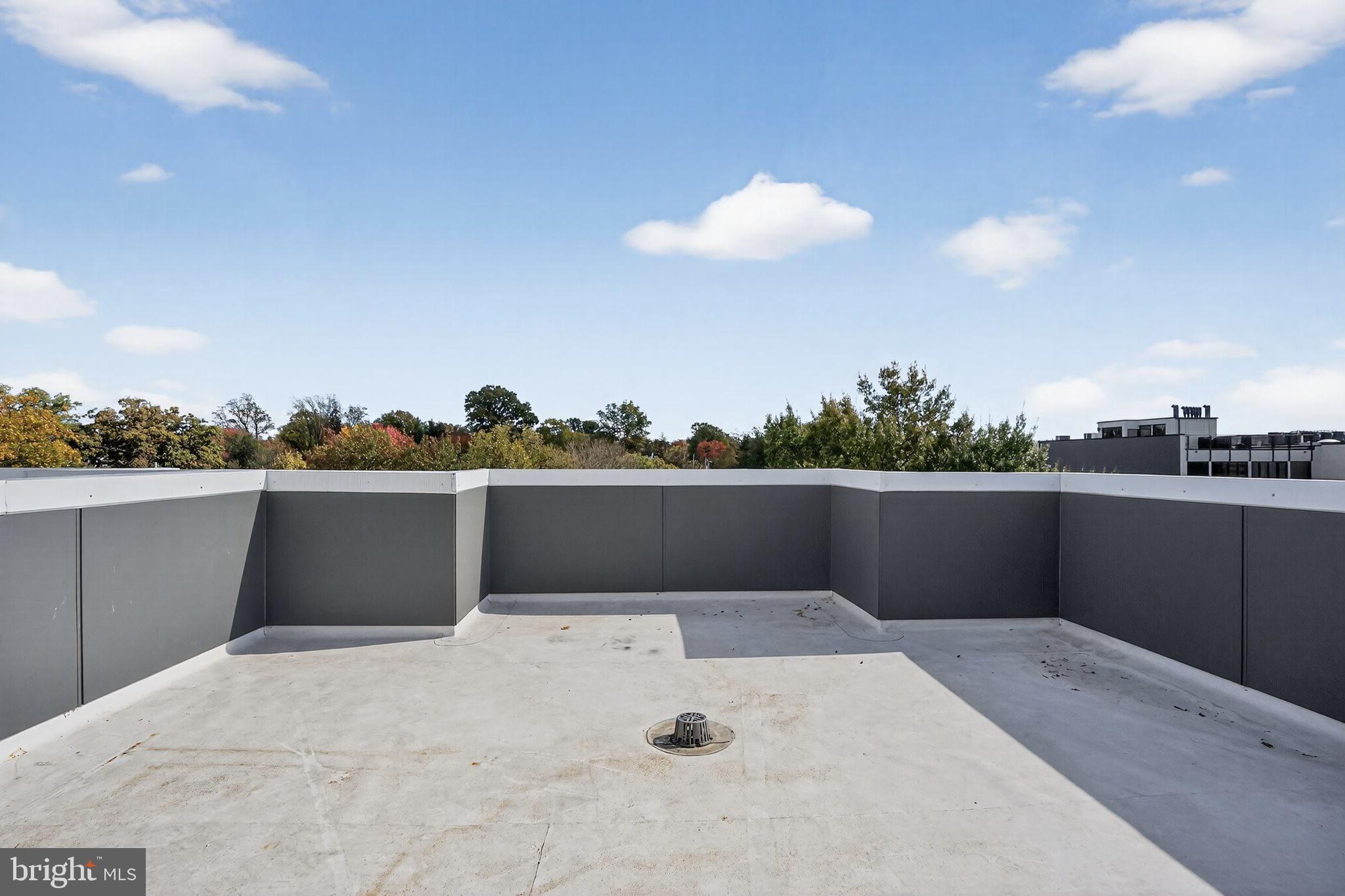 TAKOMA - Residential Income