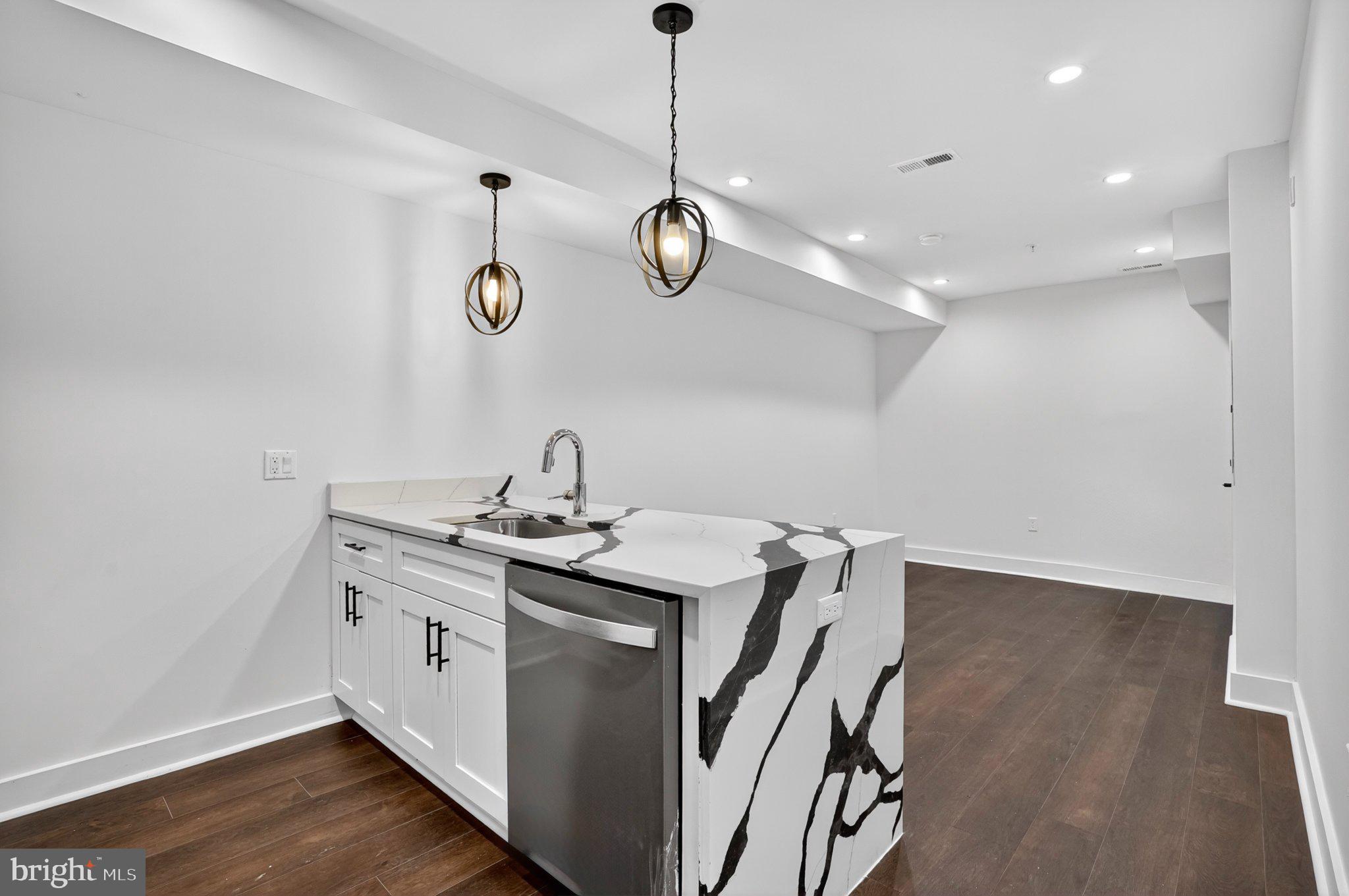 TAKOMA - Residential Income