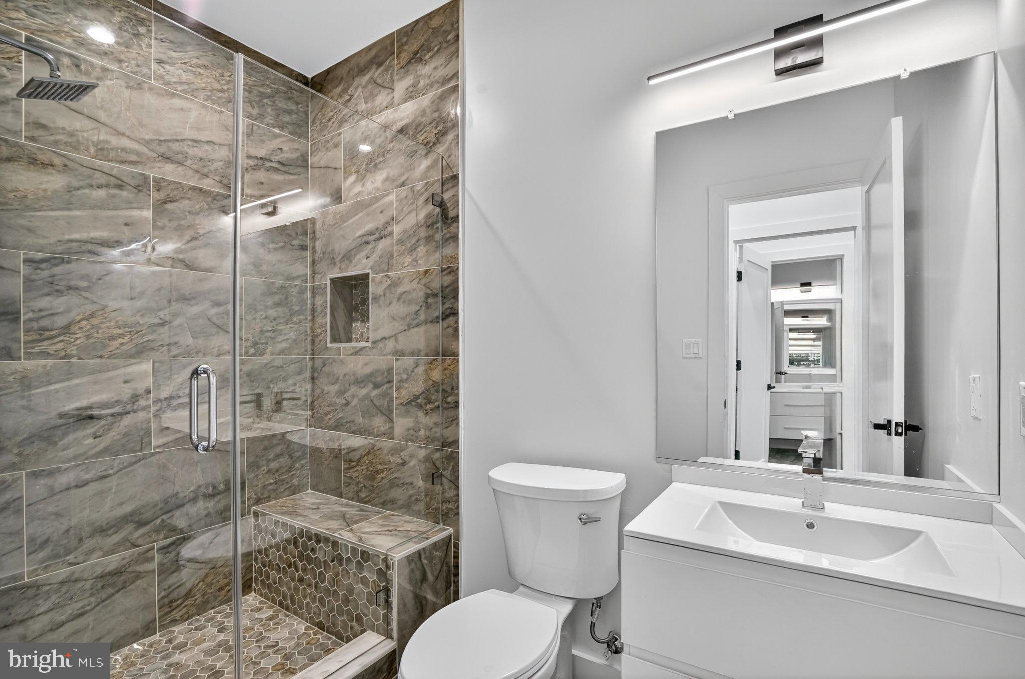 TAKOMA - Residential Income