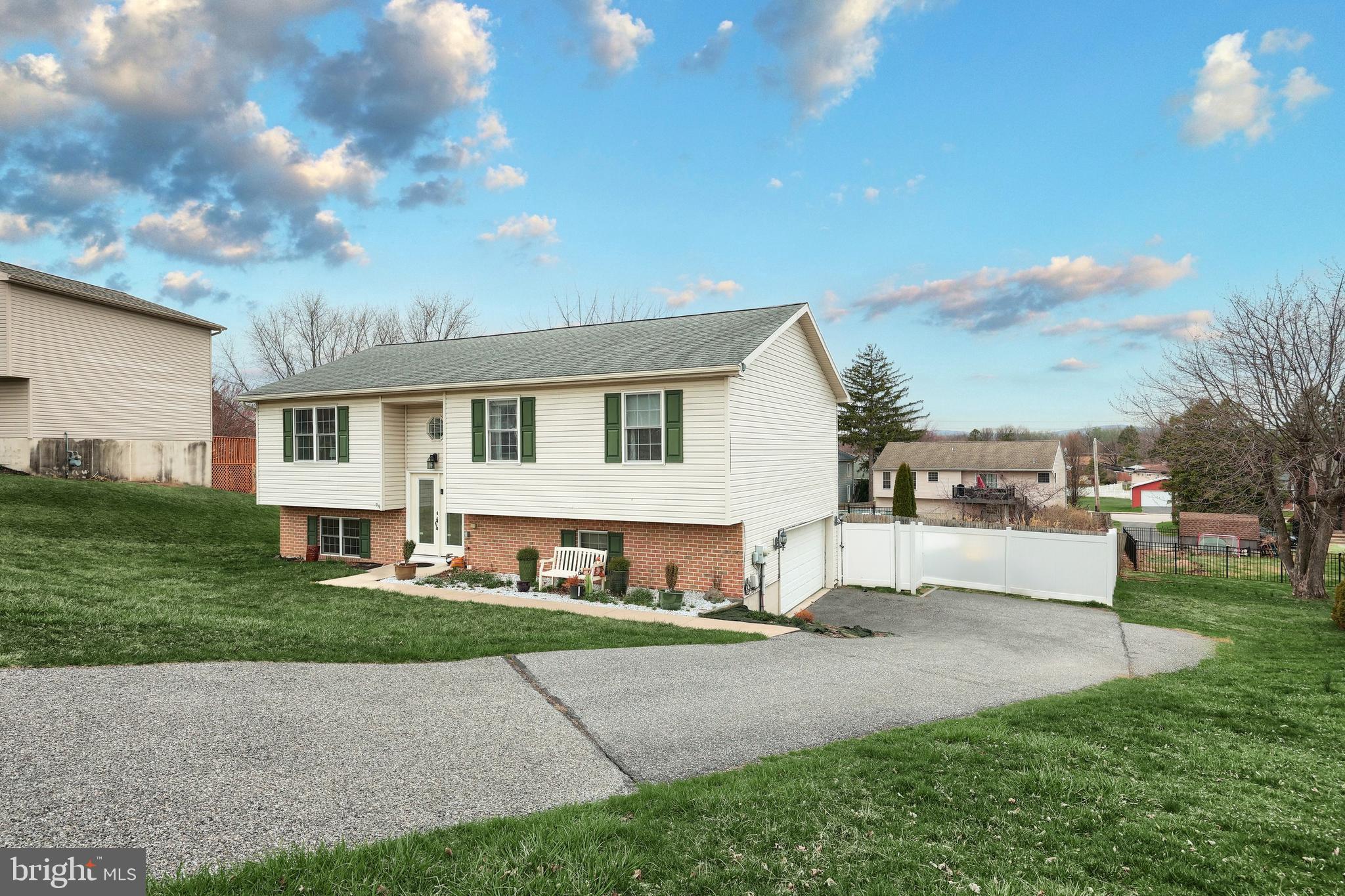 MANCHESTER BORO - Residential