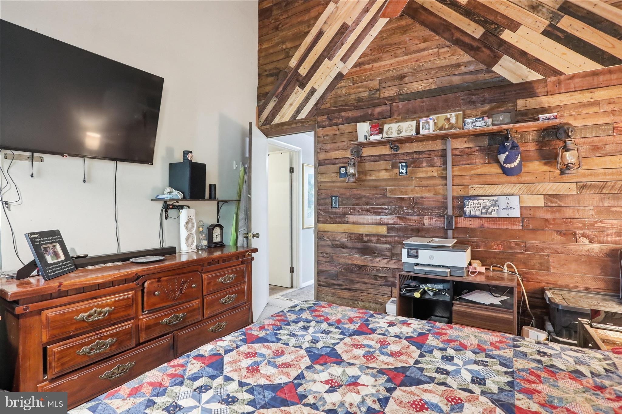 WOODS RESORT - Residential